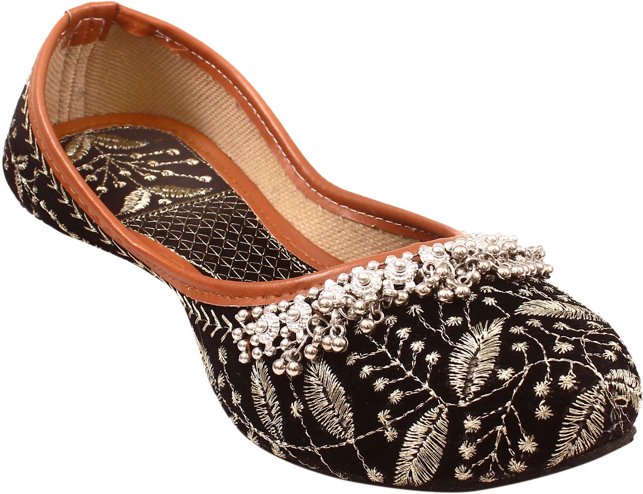 Ethnic Embroidred Payal Jutis For Women