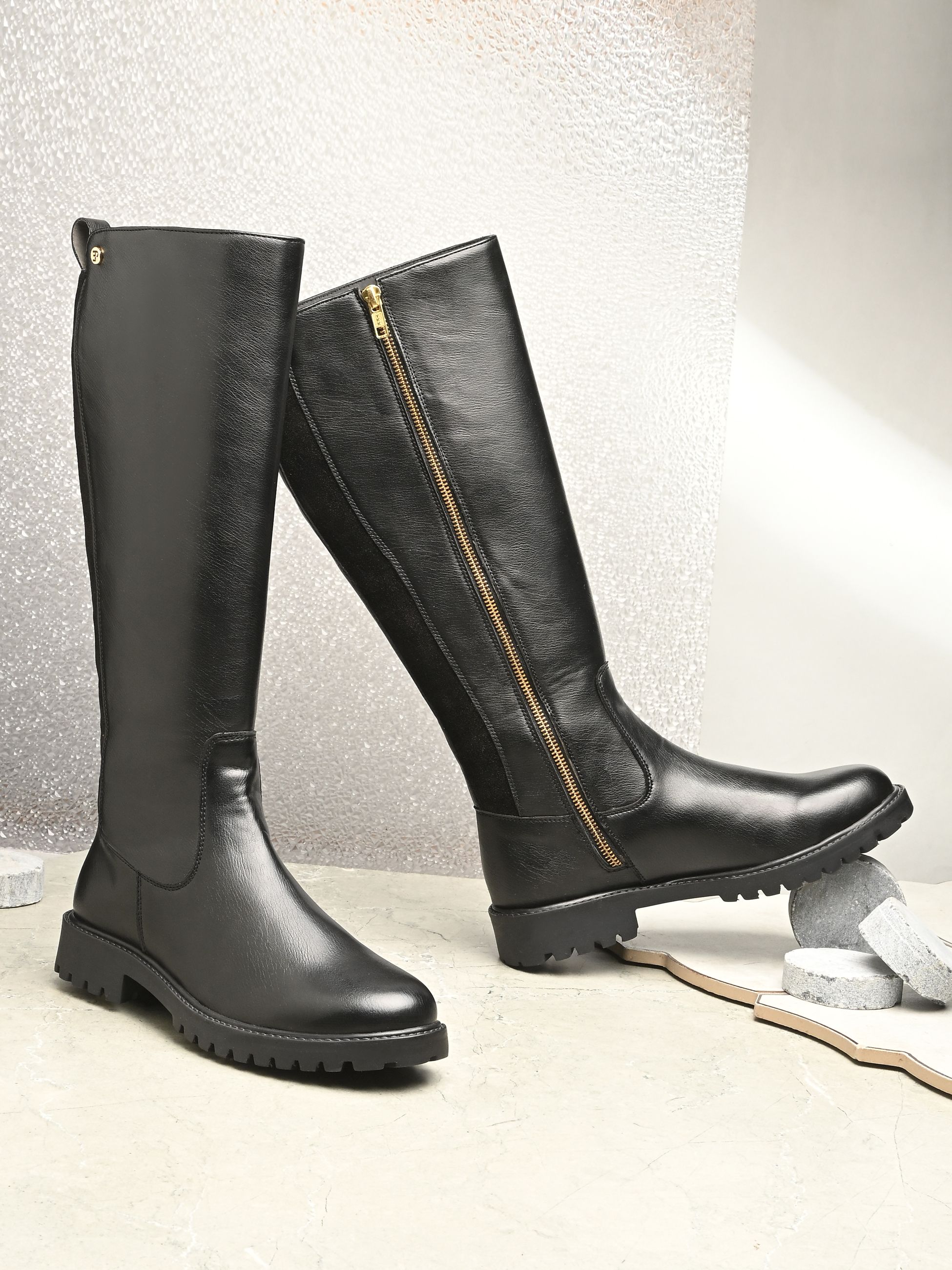 Knee Length Outdoor Trendy Lightweight Soft Cushioned Footbed Boots For Women-image-2