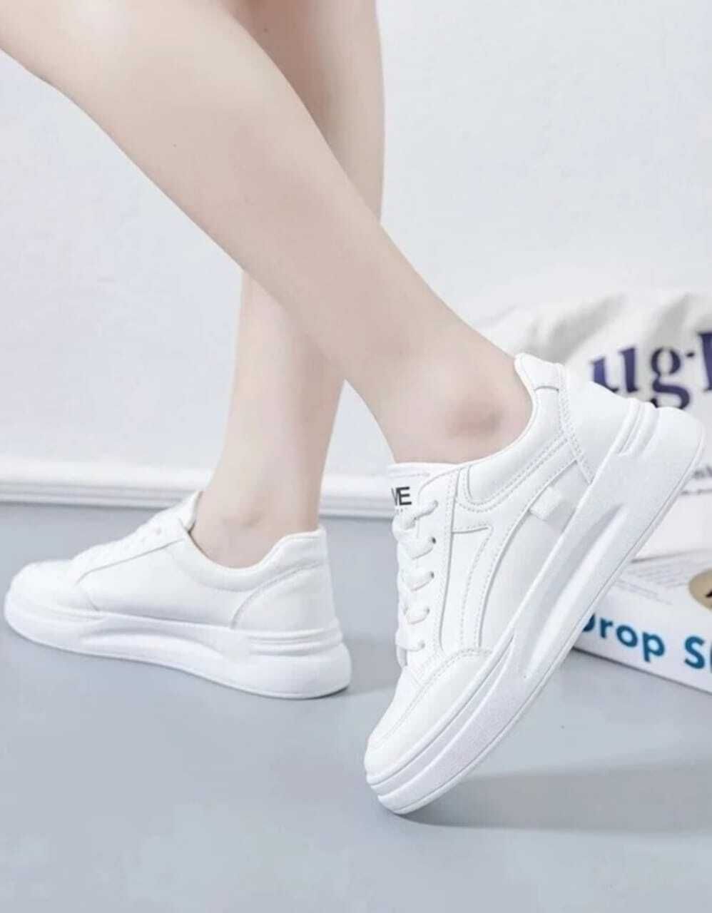 ganarruk Stylish White Casual Sneakers For Women-picture-22