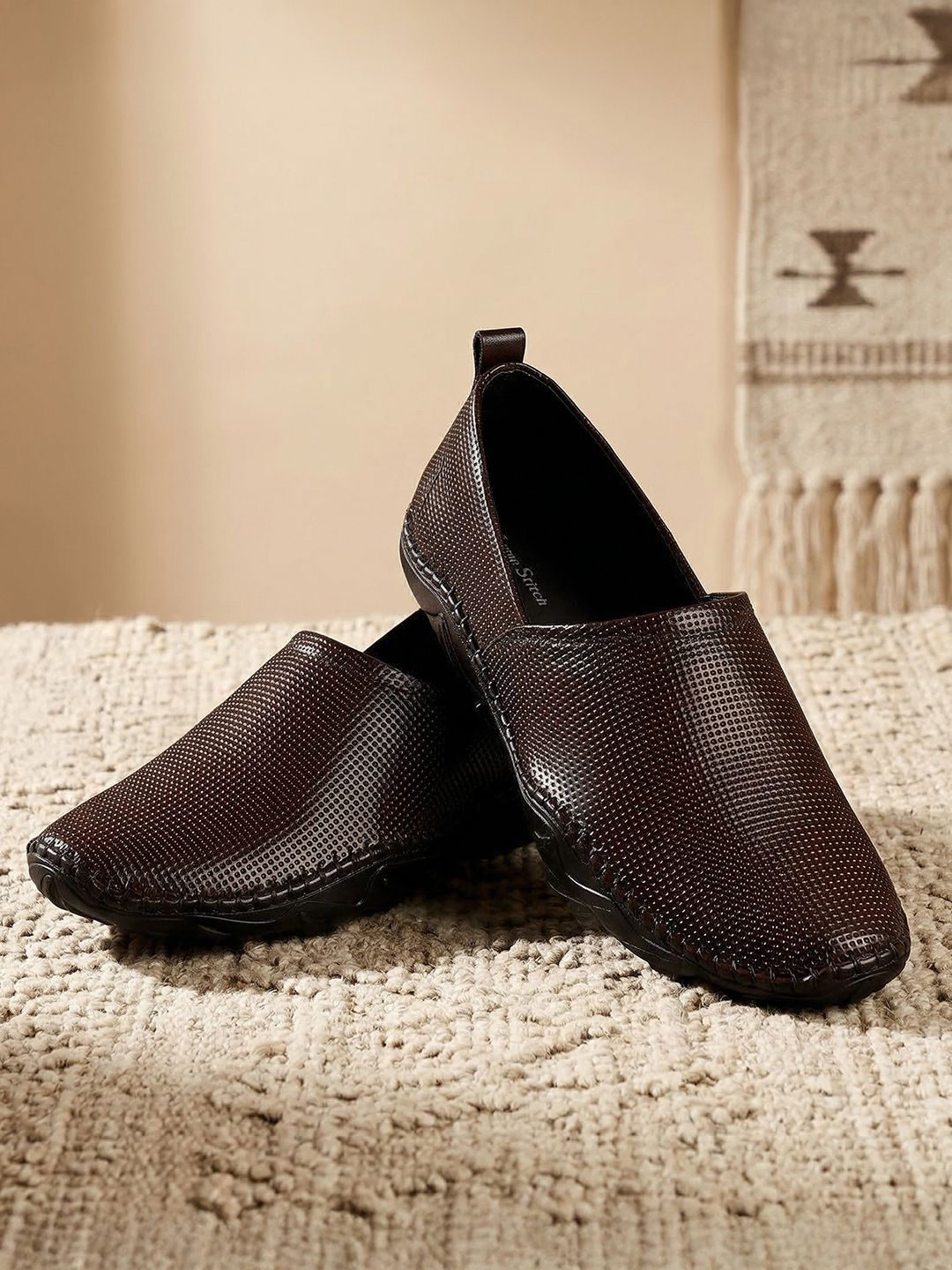 louis stitch Brunette Brown Genuine Leather Nagra Slip-On Mojaris and Jutis for men Slip On For Men-picture-32