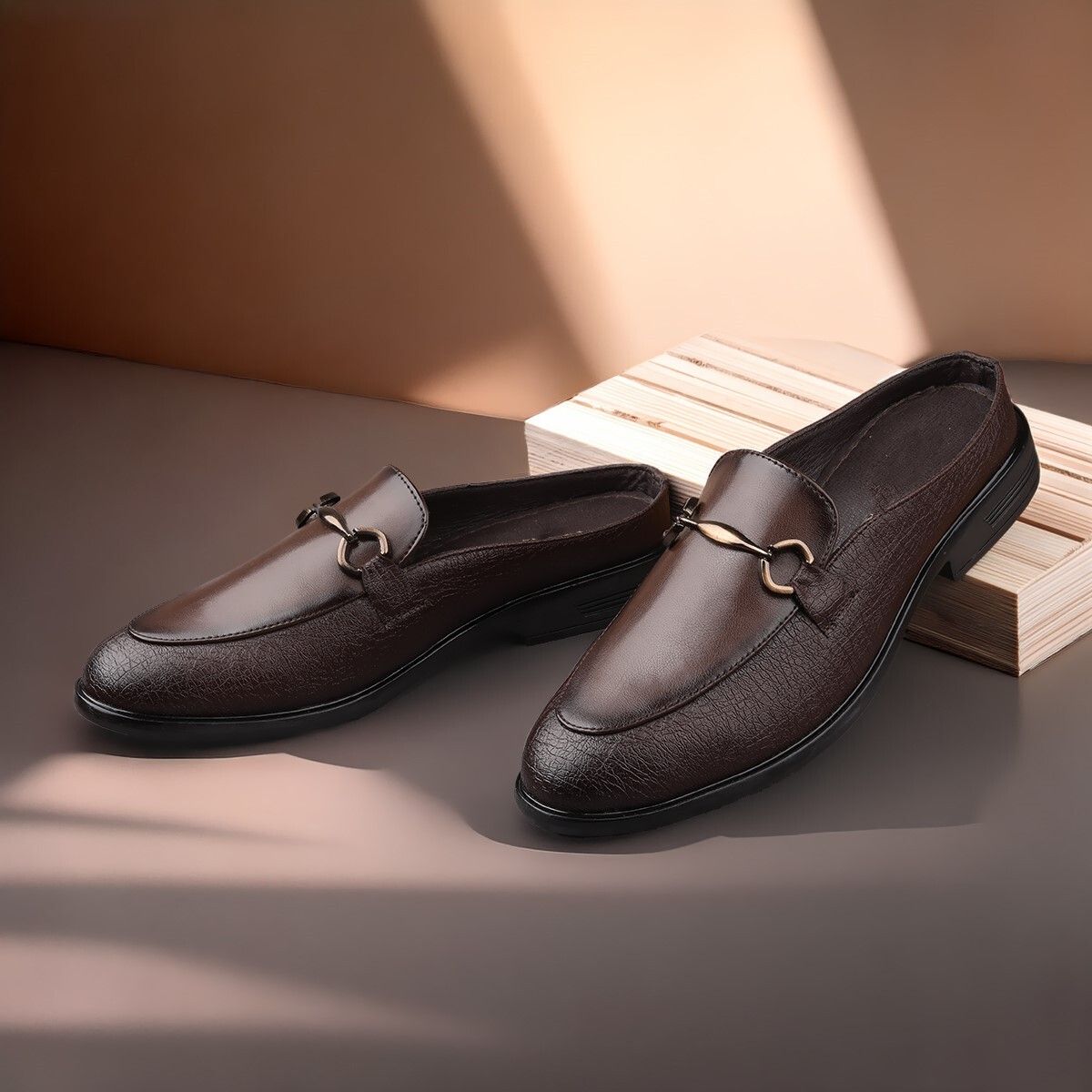 Men Brown Textured Horsebit Slip-On Smart Casual Mule Loafer Loafers For Men-image-34