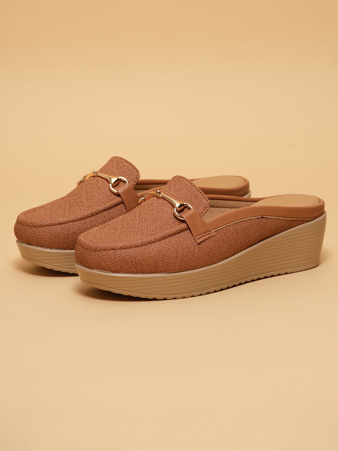 eridani Slip On For Women-picture-48