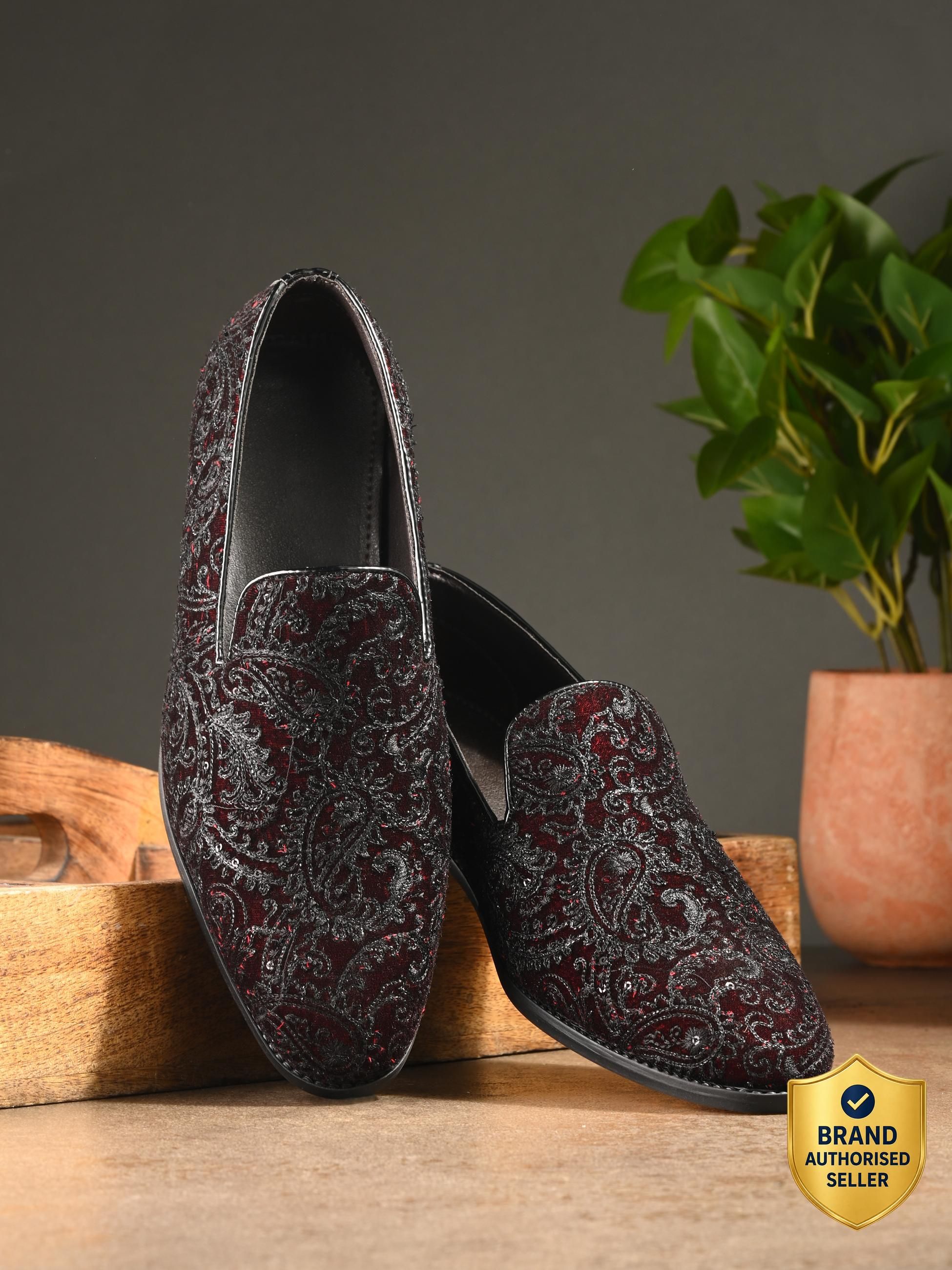 Men Casual Ethnic Slip Ons Loafers Shoes Loafers For Men-image-25