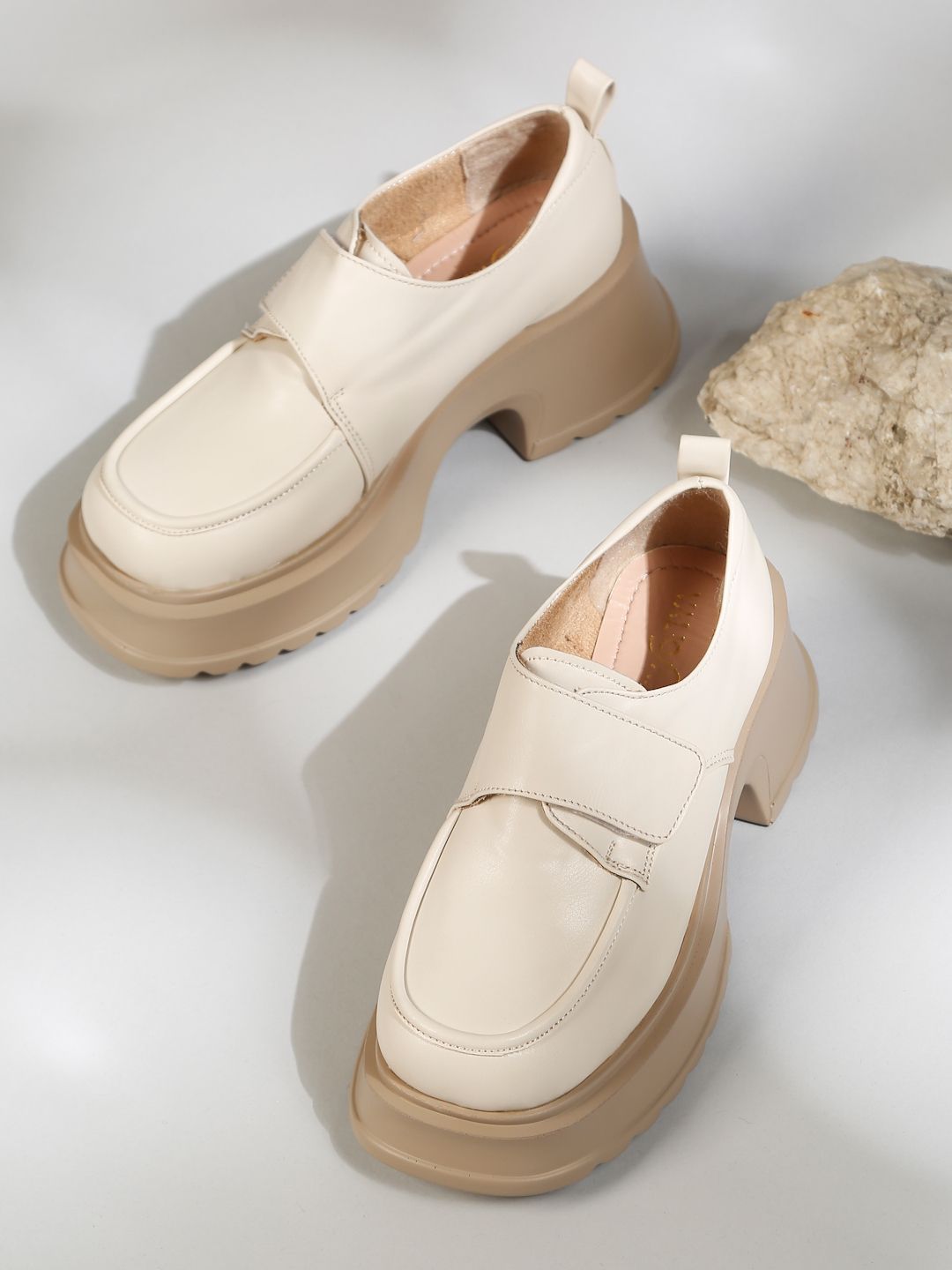 valiosaa Slip On For Women-picture-31