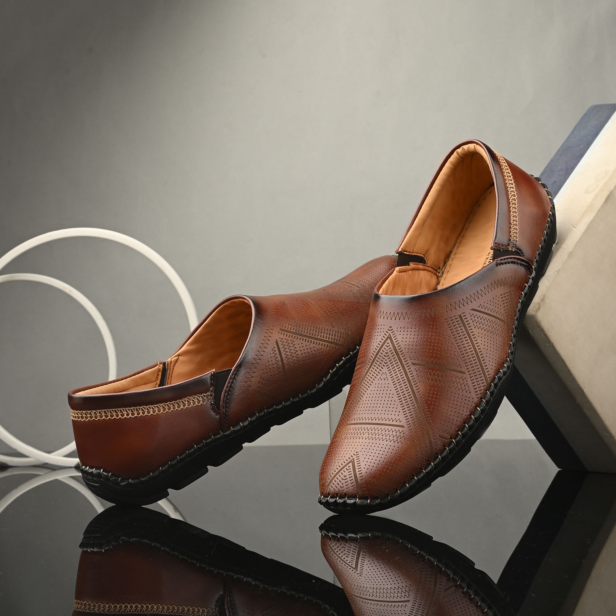 Vellinto KULDHARA Cool Rjasthani Ethnic Juttis For Men ll Mojaris For Men Party Wear For Men-picture-24