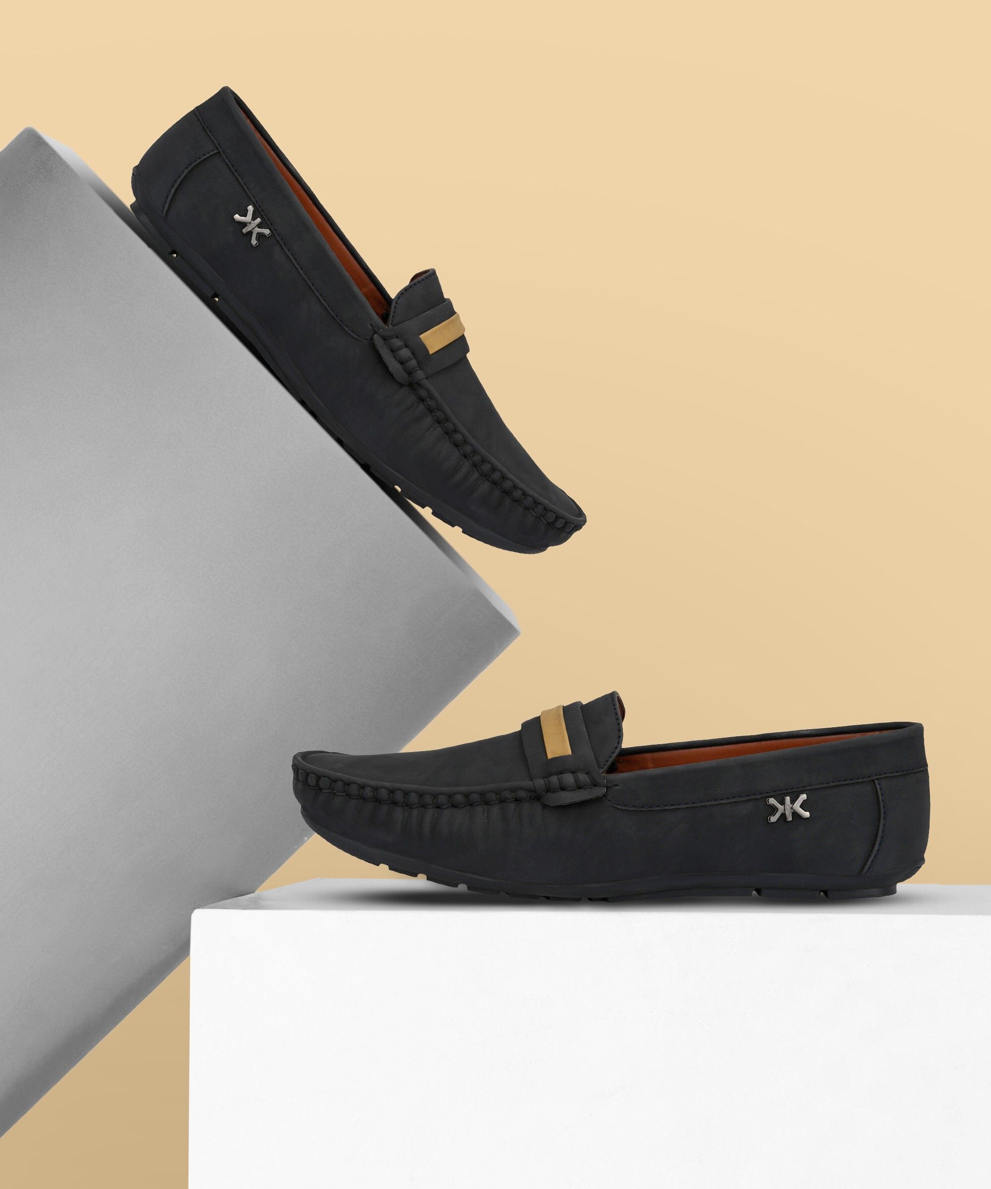 KL8041 Lightweight Comfort Summer Trendy Premium Stylish Loafers For Men-image-2
