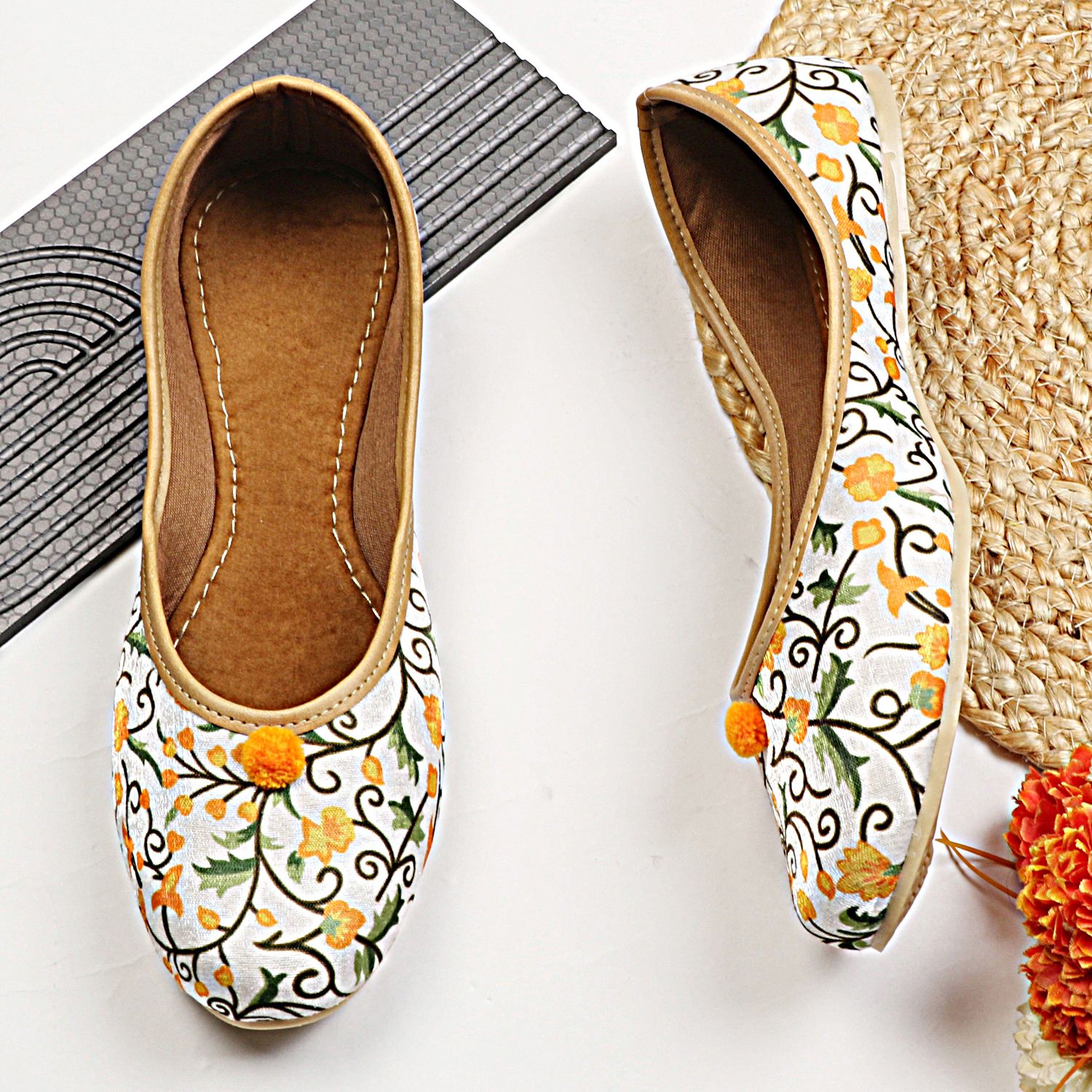 Colorful Flower Print Punjabi Jutis For Women-image-37