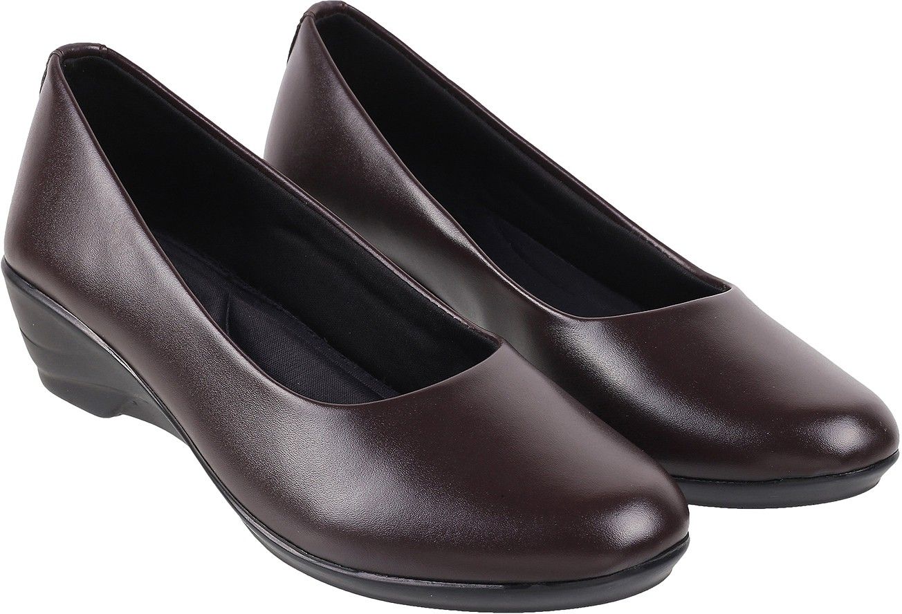 mochi Women Wedges Sandal-picture-28