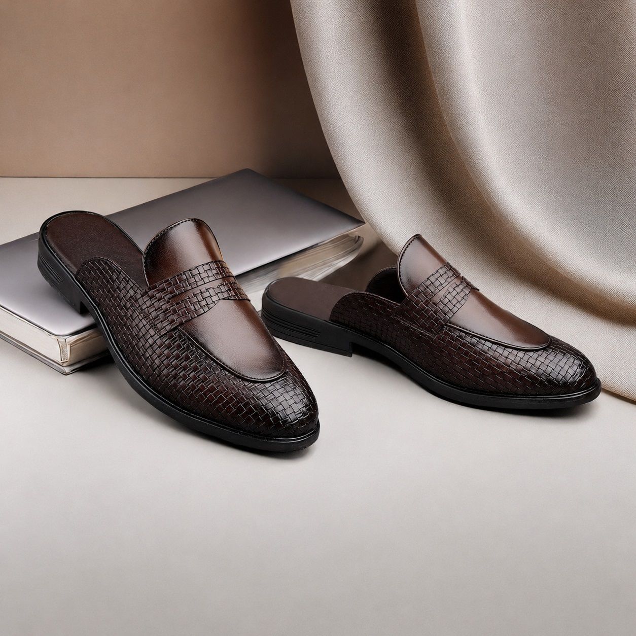 Men Brown Woven Textured Slip-On Smart Casual Loafer Mules Loafers For Men-image-2
