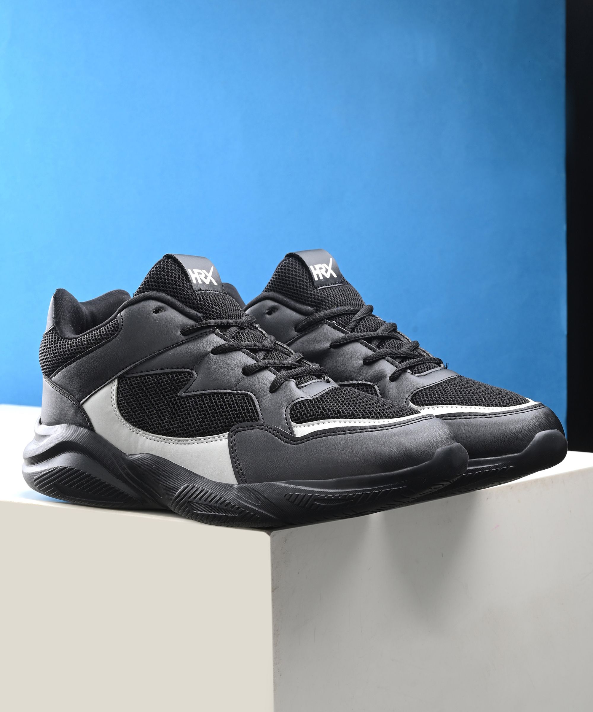 -060 01 Running Shoes For Women