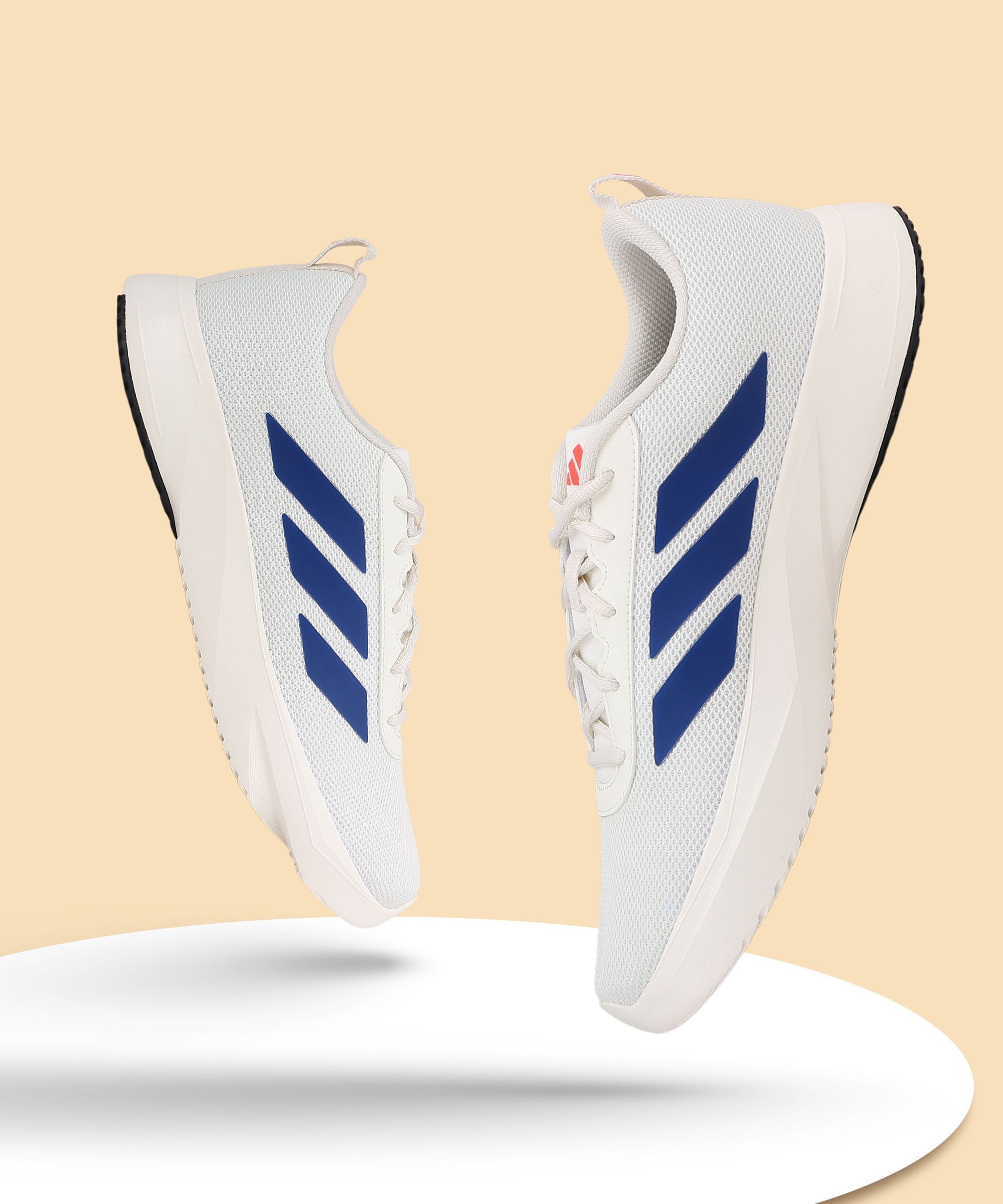 Base Glo 2 M Running Shoes For Men-image-46