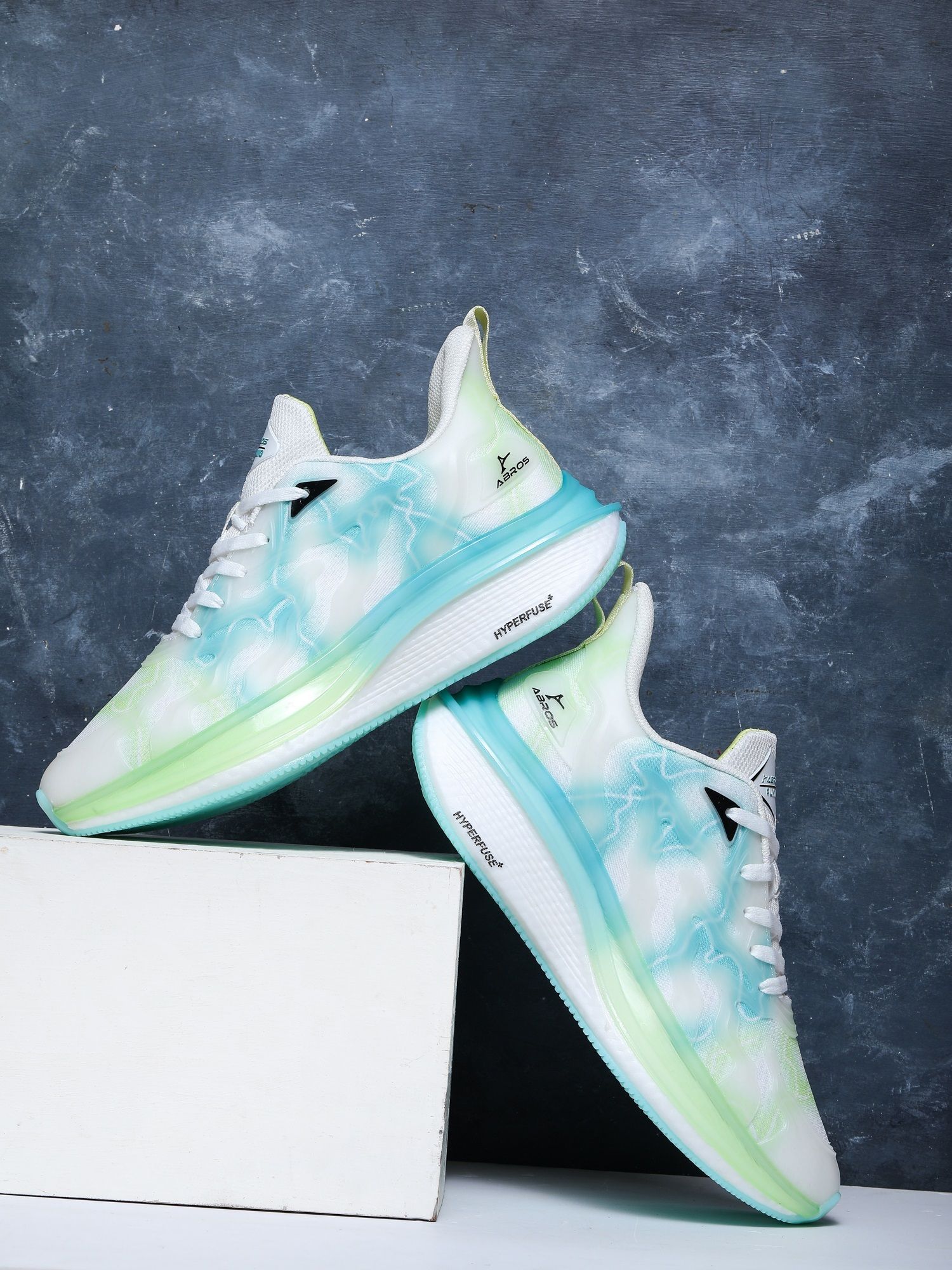 EXION Athleisure Cultured Round-Toe Shape & Hyperfuse Technology Walking Shoes For Men