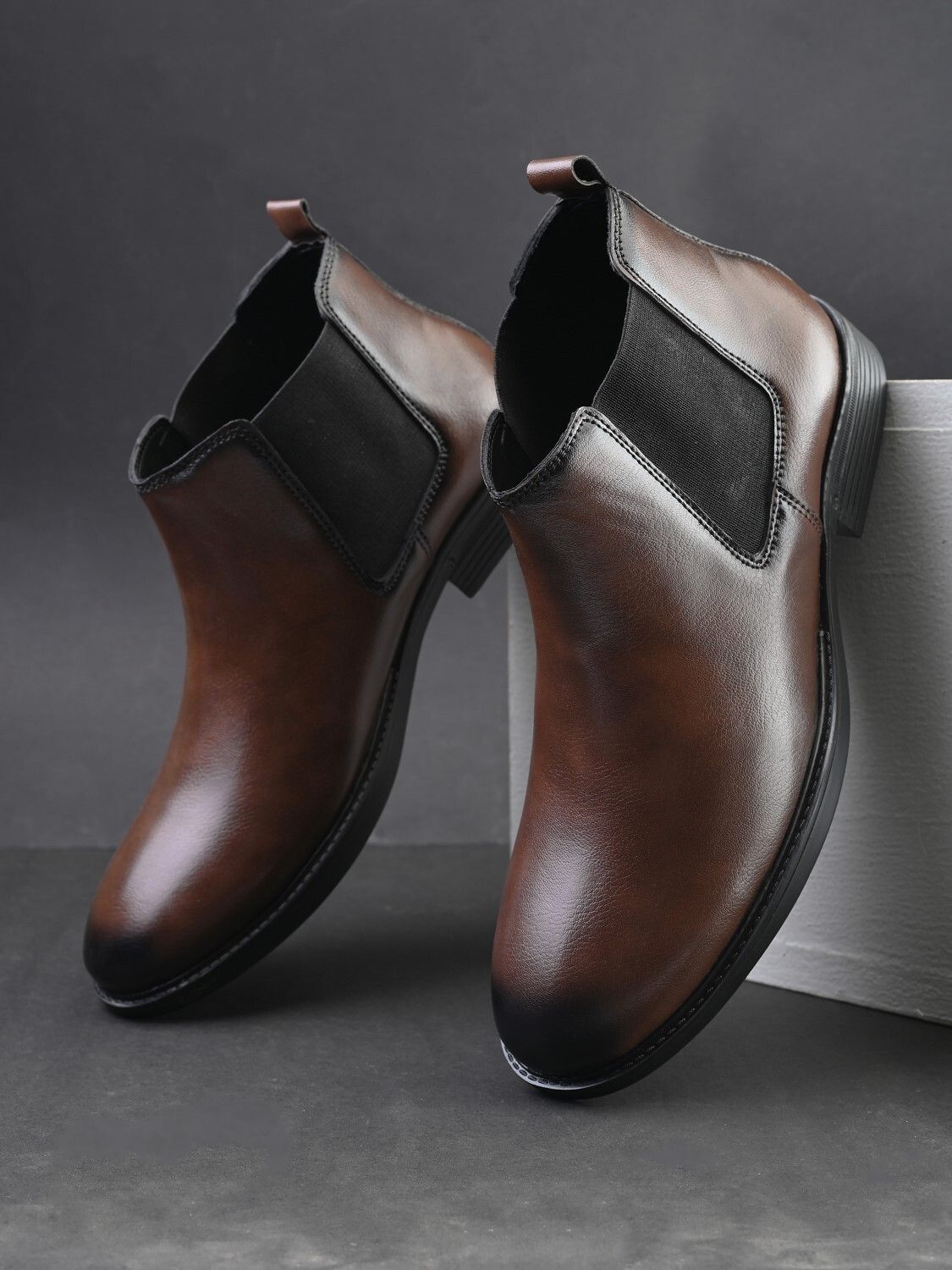 Men Brown Solid Round Toe High Top Casual Slip On Blocked Heeled Chelsea Boots Boots For Men-image-37