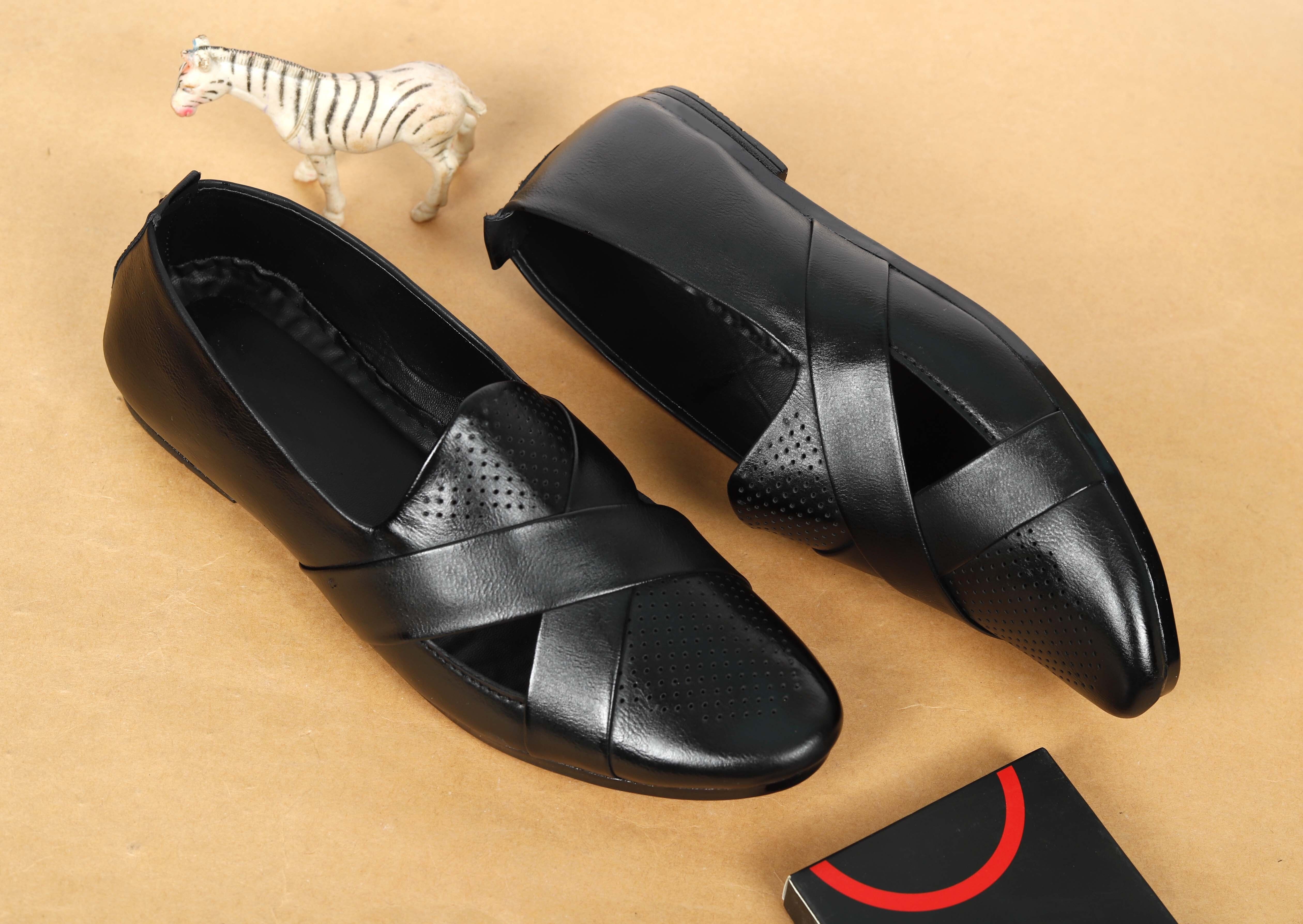 brandigo Slip-On Style: Easy to wear with a snug fit, perfect for quick on-the-go use. Mojaris For Men-picture-15
