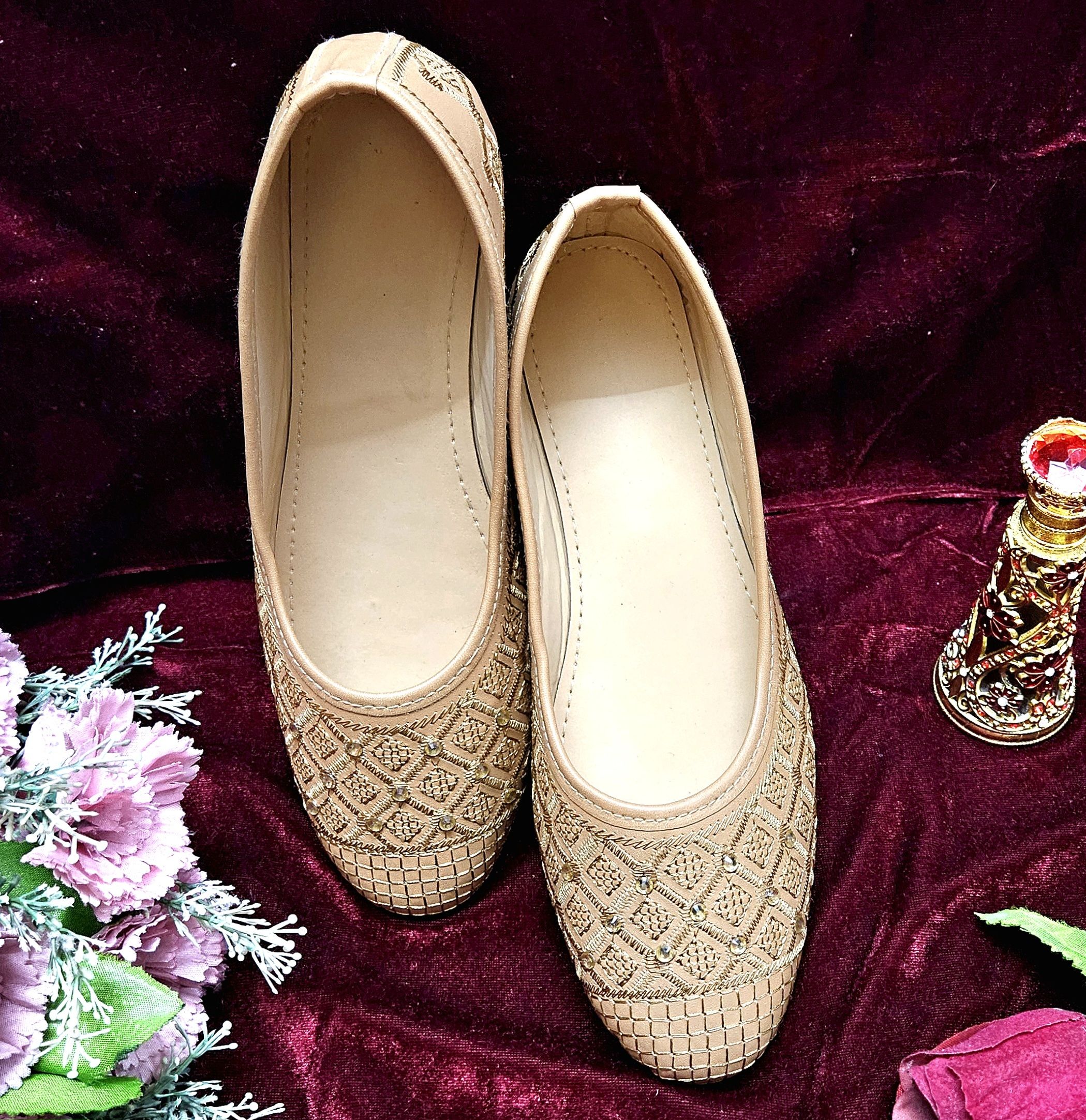 Latest new model stylish fancy trendy comfortable stylish wear for ladies Bellies For Women-image-46