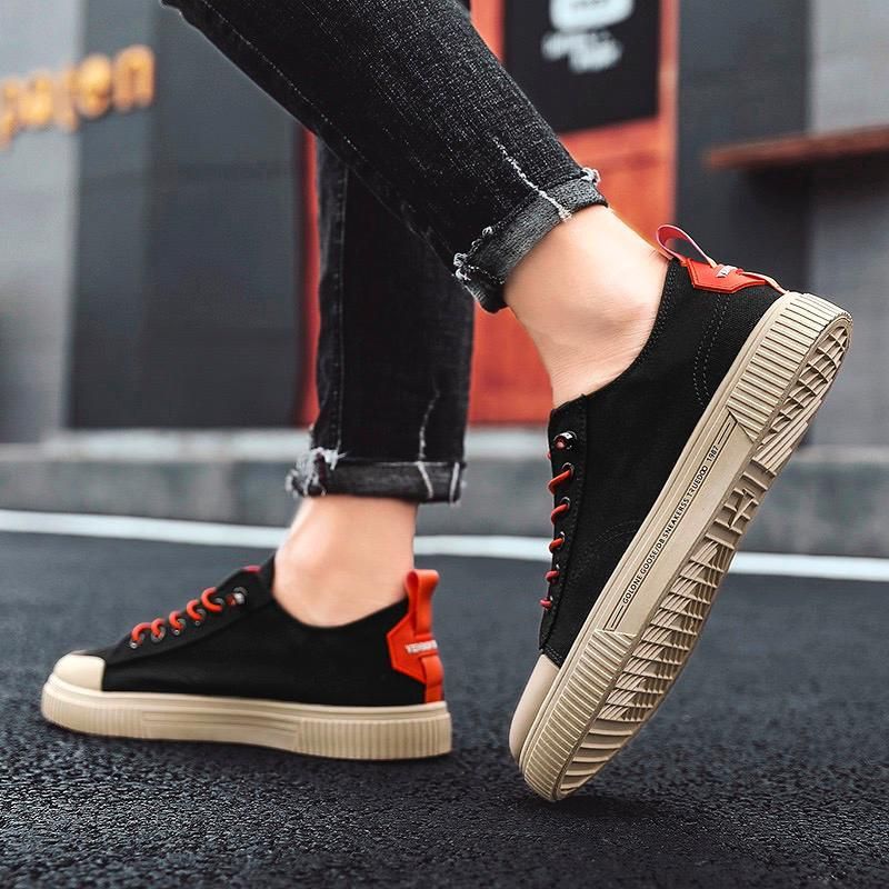 move-edge Men's Black Leather Sneakers | White Sole Lace-Up Casual Skate Style Flat Shoes Sneakers For Men-picture-14