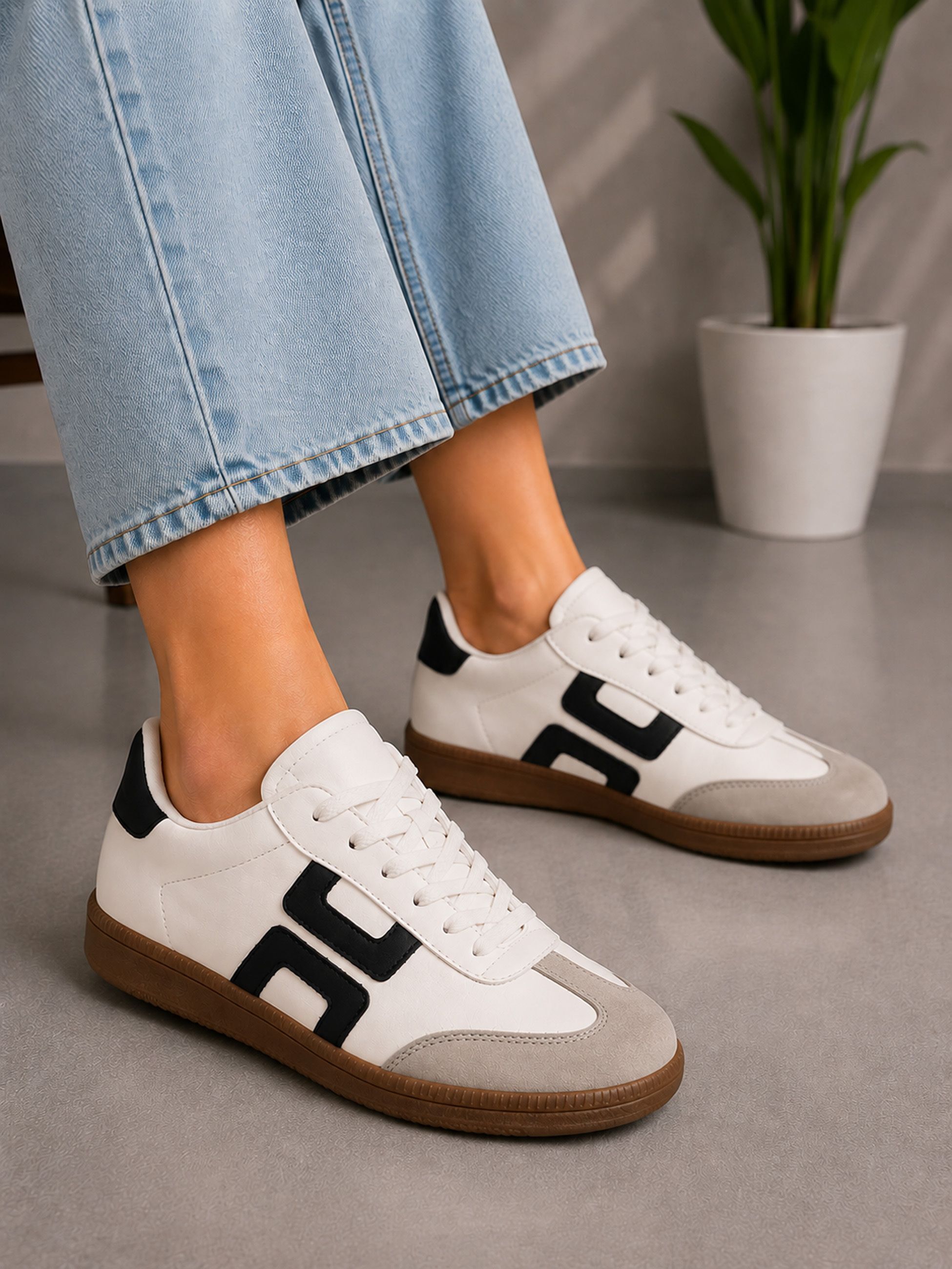 Colorblock Flat with Ultra Soft Cushion Lace-Up All-Day Comfort Sneakers For Women-image-30