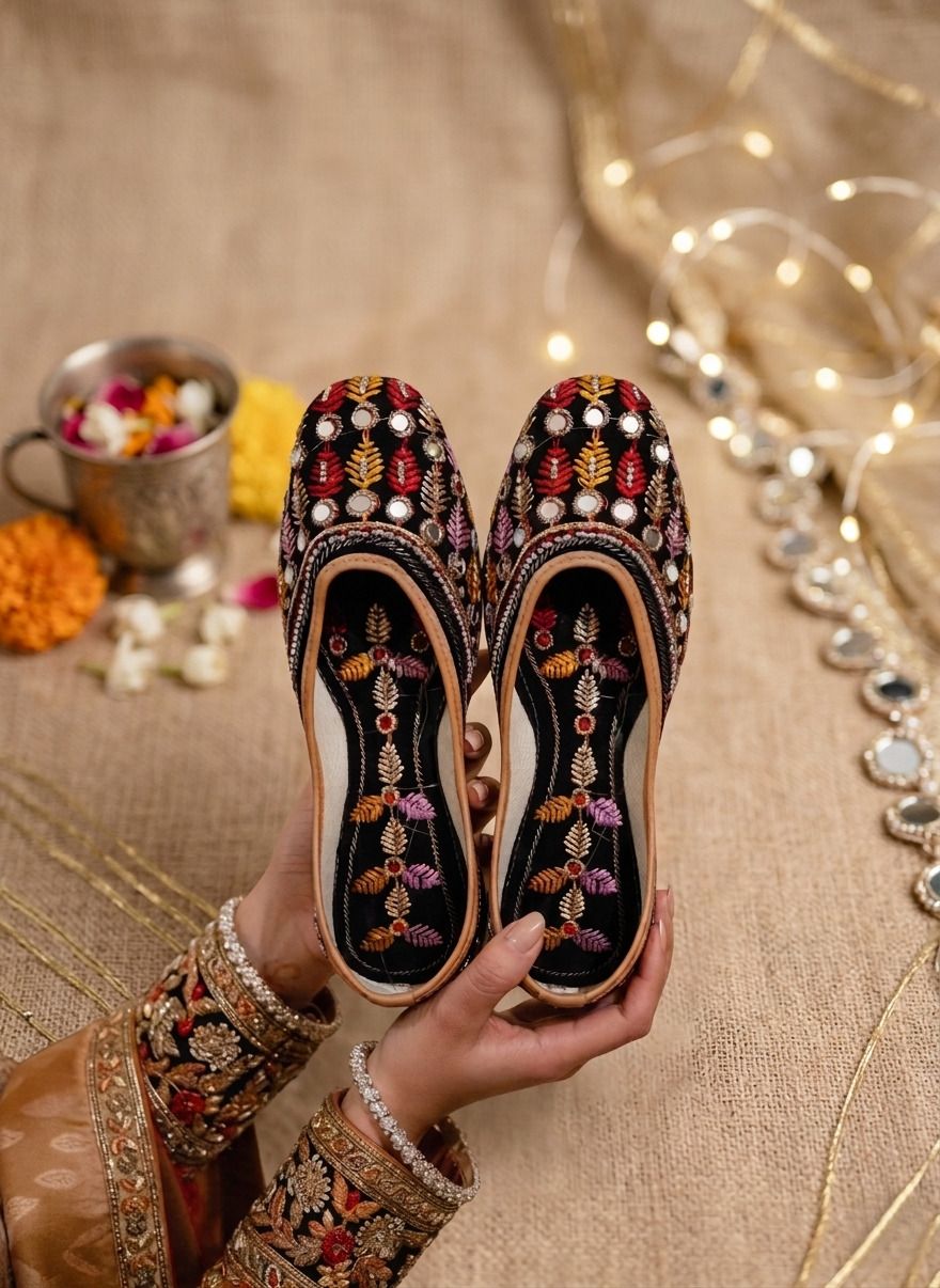 Ethnic Mirror Work Flats jutti Bellies For Women-image-41
