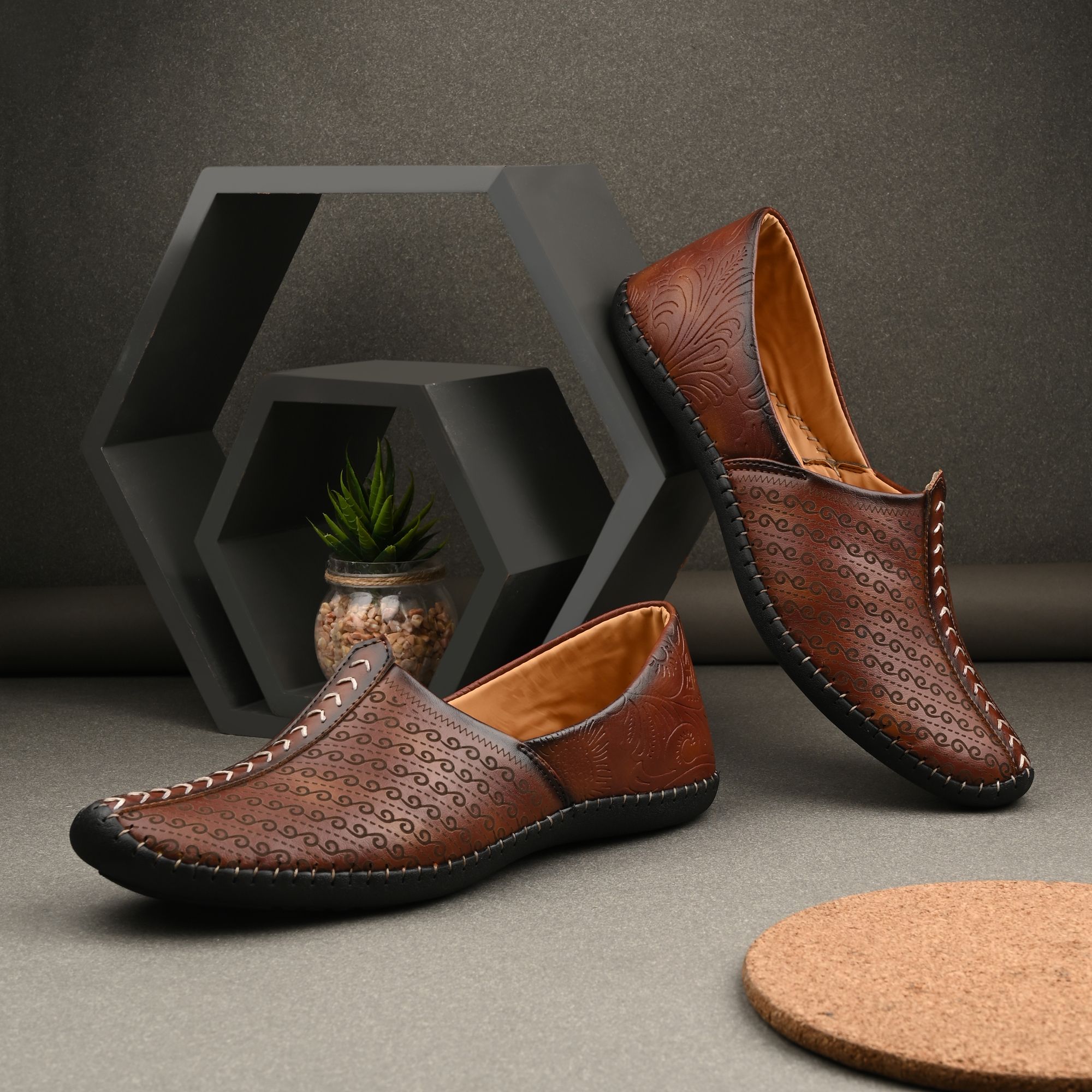Vellinto SUTRA Cool Rjasthani Ethnic Juttis For Men ll Party Wear Mojaris Party Wear For Men-picture-28