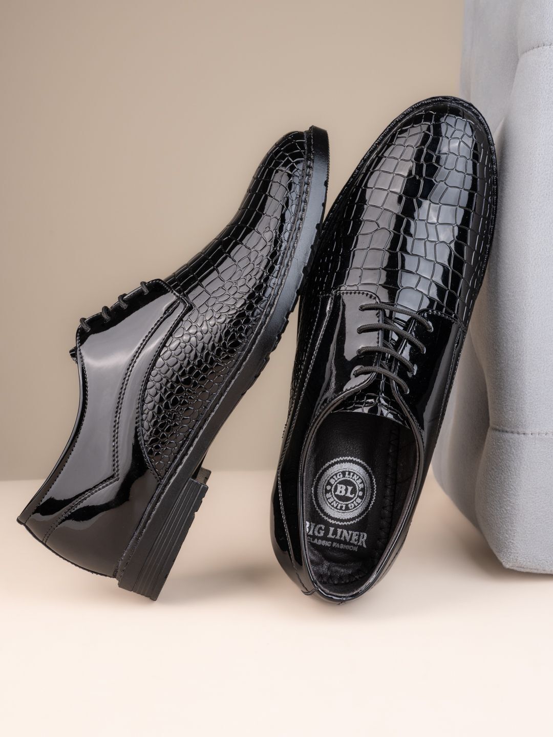 big liner Lace Up For Men-picture-47