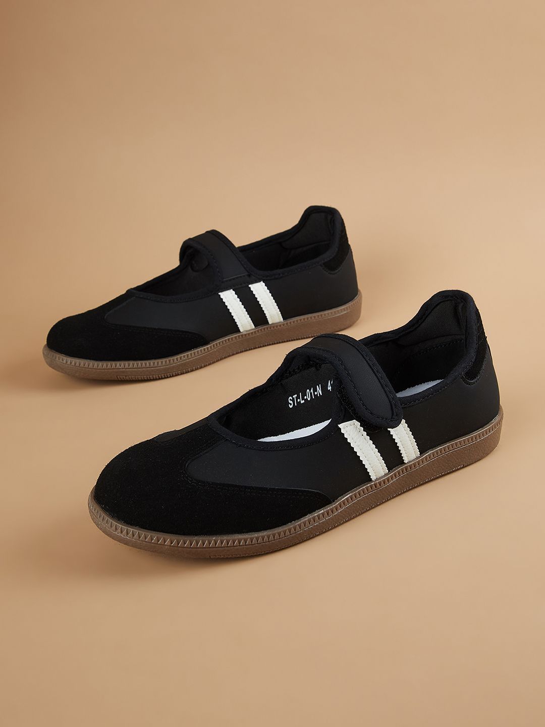 ginger by lifestyle Canvas Shoes For Women-picture-13