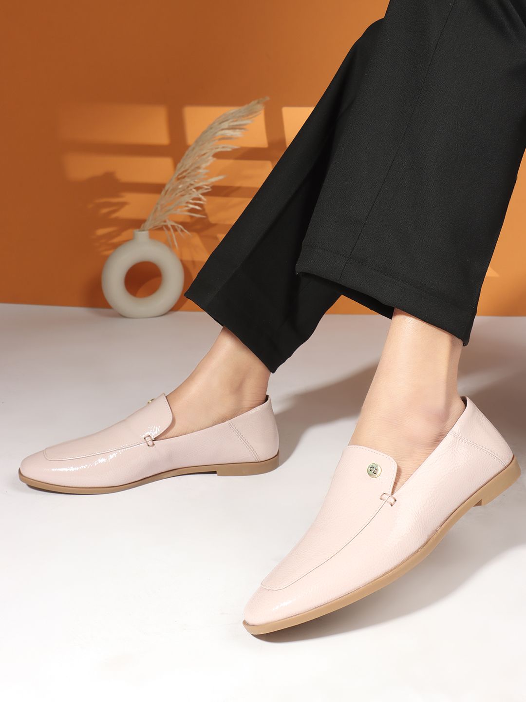 Women Casuals Solid Square Toe Loafers For Women-image-16