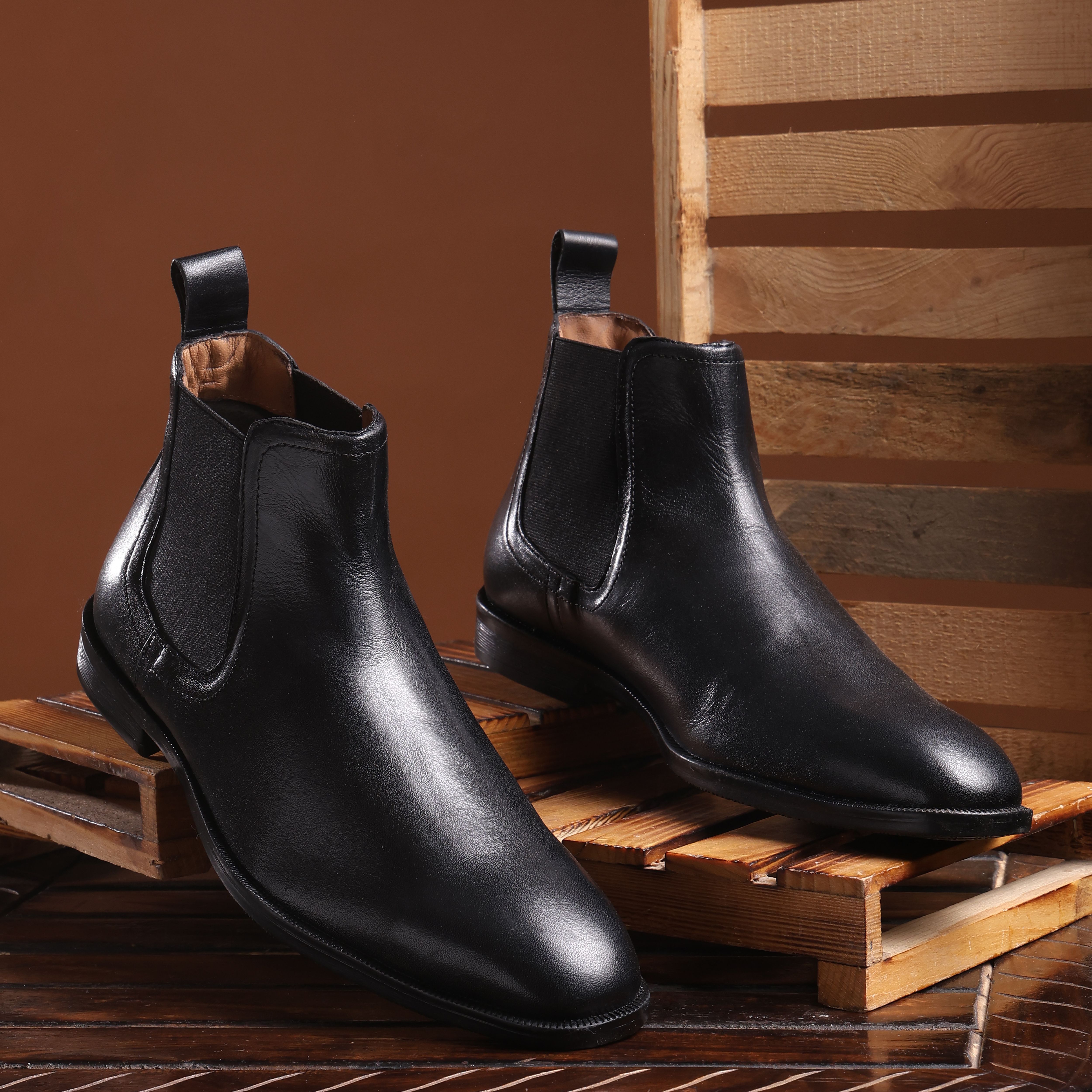 swathoops Classic Chelsea Boots For Men-picture-20