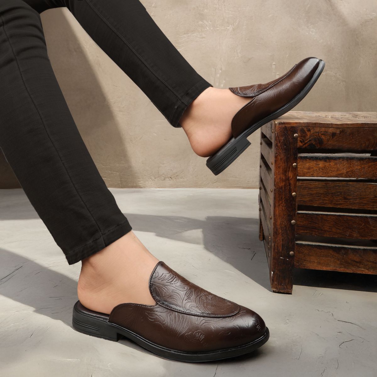 Men Brown Embossed Slip-On Smart Casual Mules Loafers For Men-image-38