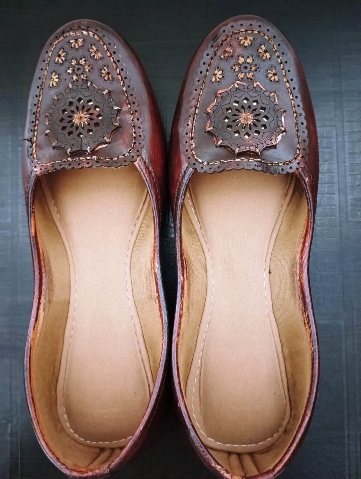 aatisons Brown Casual Rajasthani Juti Mojari Jutti for Women size 6 Casuals For Women-picture-21