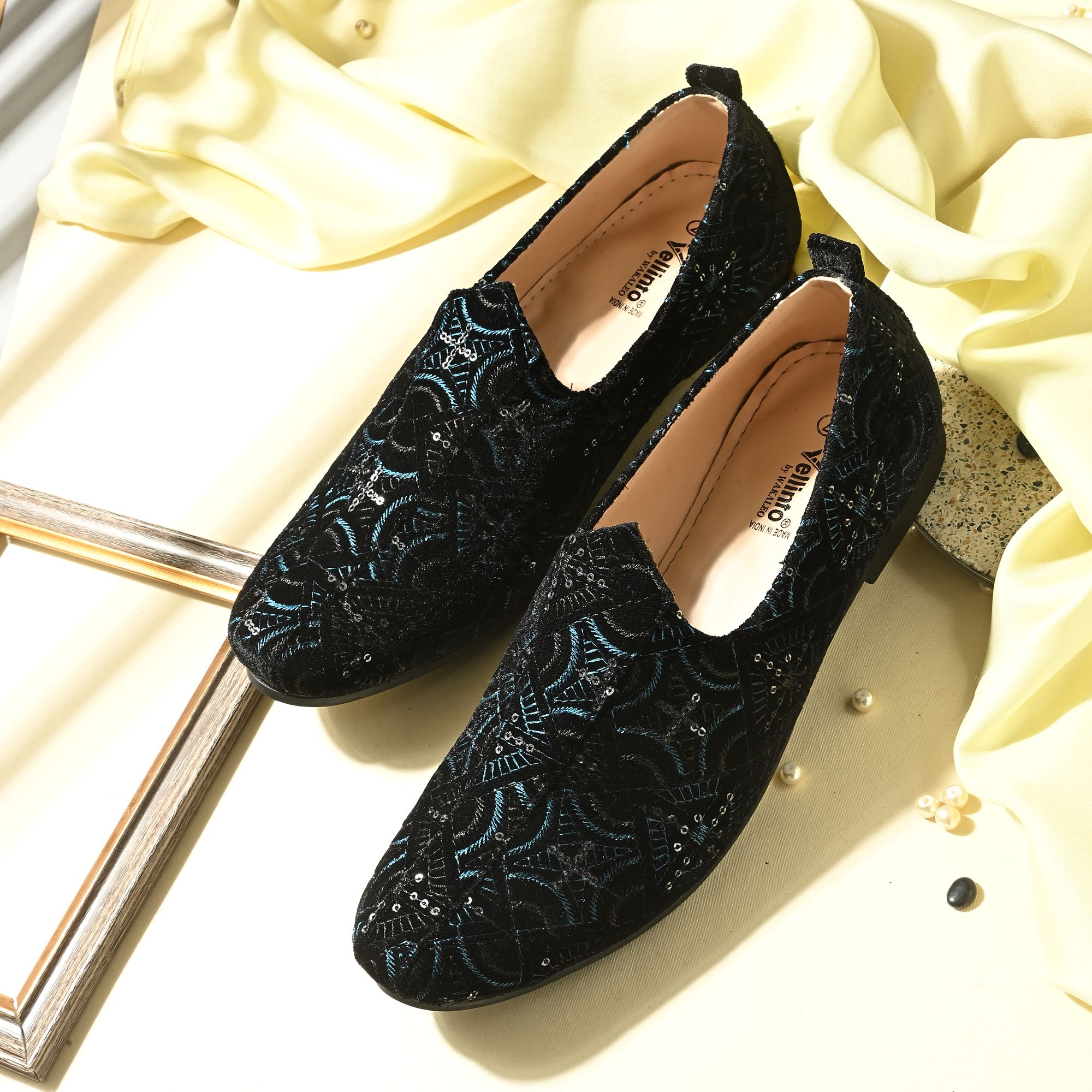 Vellinto MIDNIGHT BLOOM Party Wear Royal Look Mojaris Juttis Slip On For Men Espadrilles For Men-picture-16