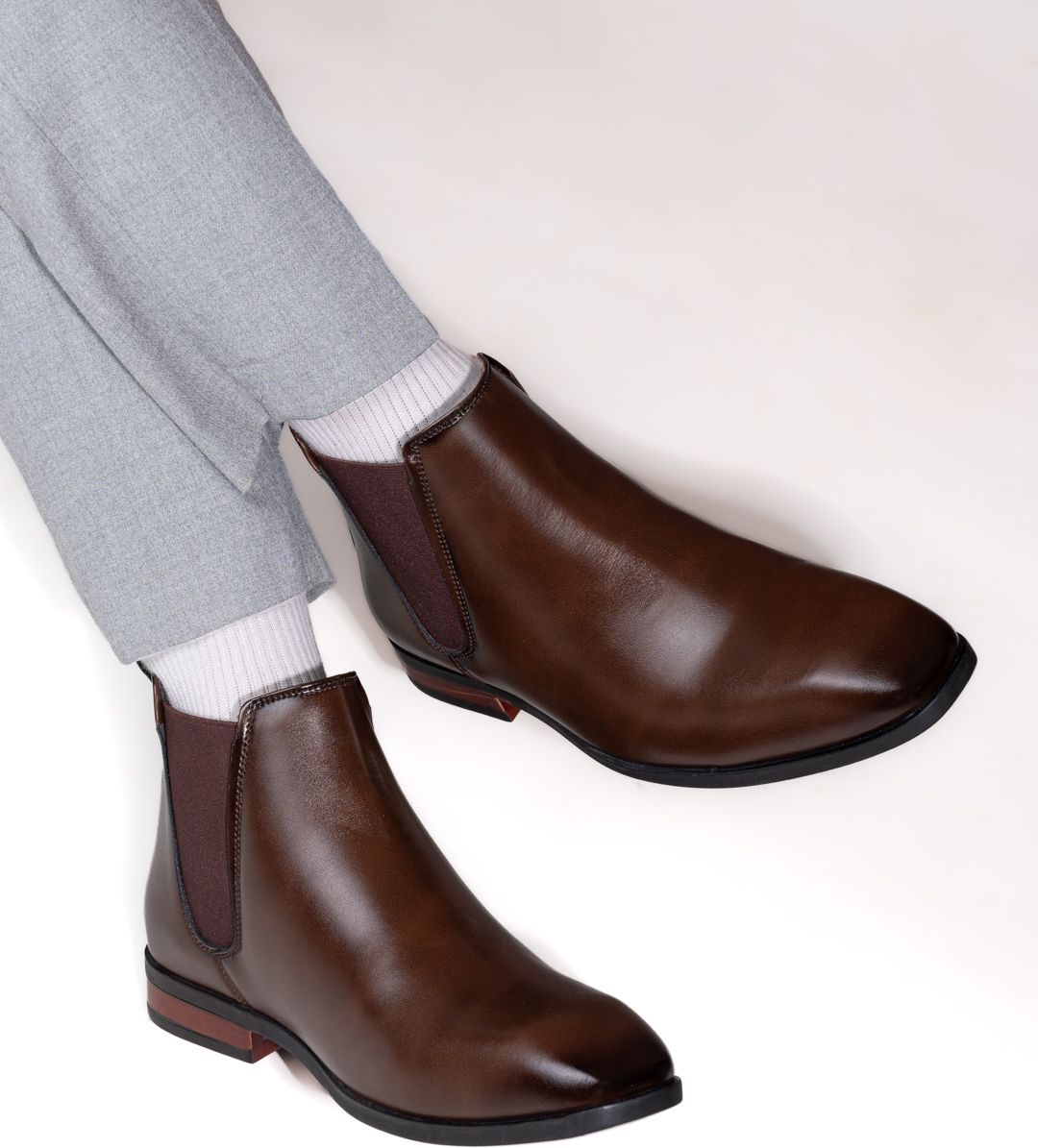 Roadster Men Brown Chelsea Boots Boots For Men-picture-10