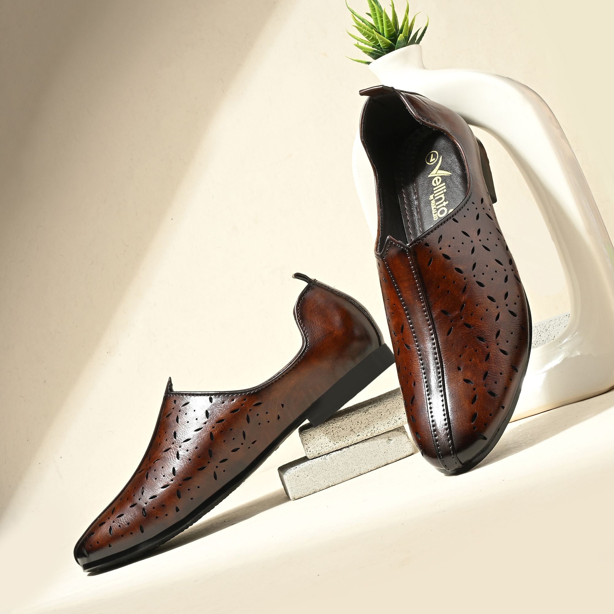Vellinto JASHN Cool Rajasthani Jutis Mojaris Nagra For Men Stylish Shoes Party Wear For Men-image-46
