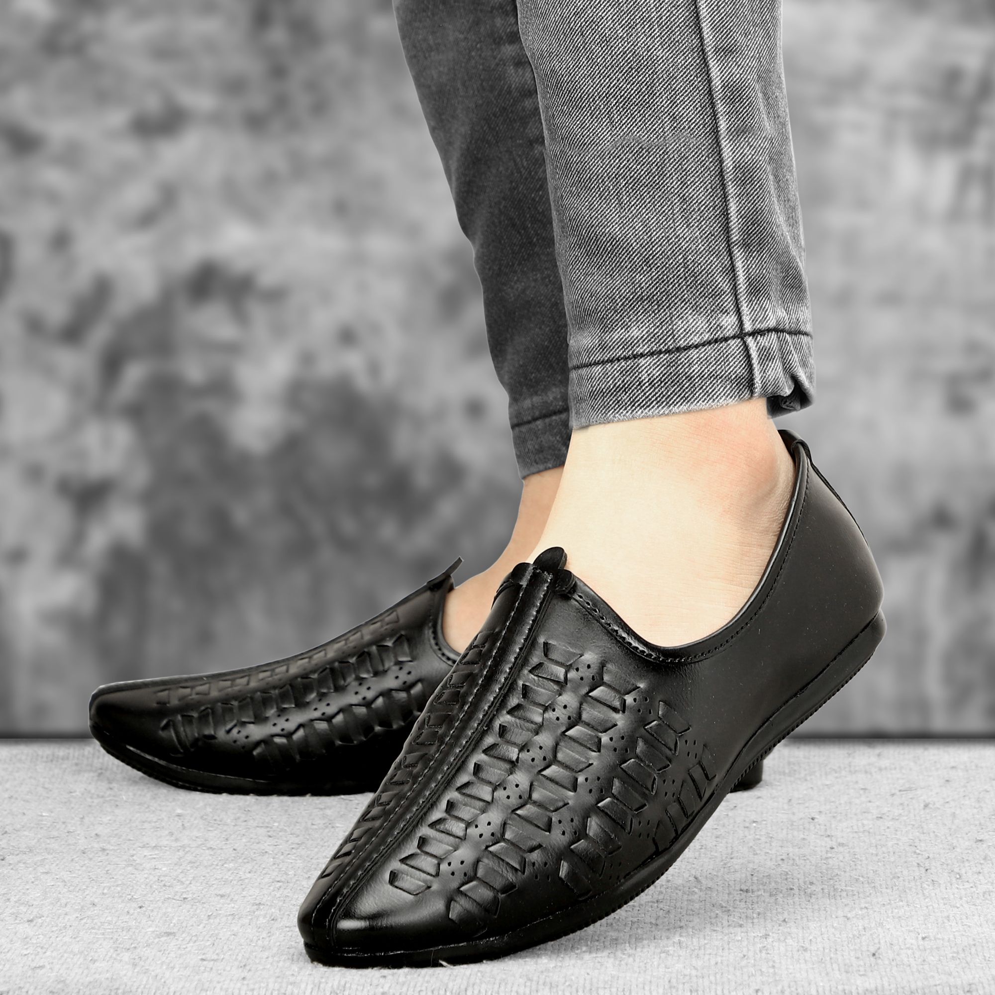Stylish/Party Wear/ Ethnic/Casual/Light Weight/Trending/Fancy Mojaris For Men Mojaris For Men-image-32