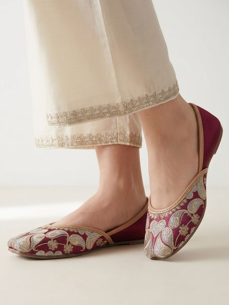 Embroidered Punjabi Jutti Ethnic Slip-On Mojari Traditional For Women-image-19