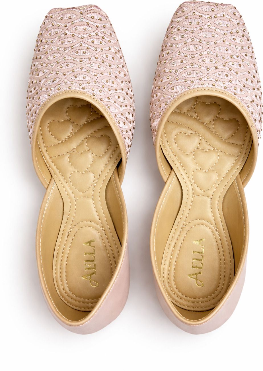 Aella Women Pink Embroidered Punjabi Jutti Ethnic Mojari Slip-On Comfort Fit Party Wear For Women-image-42