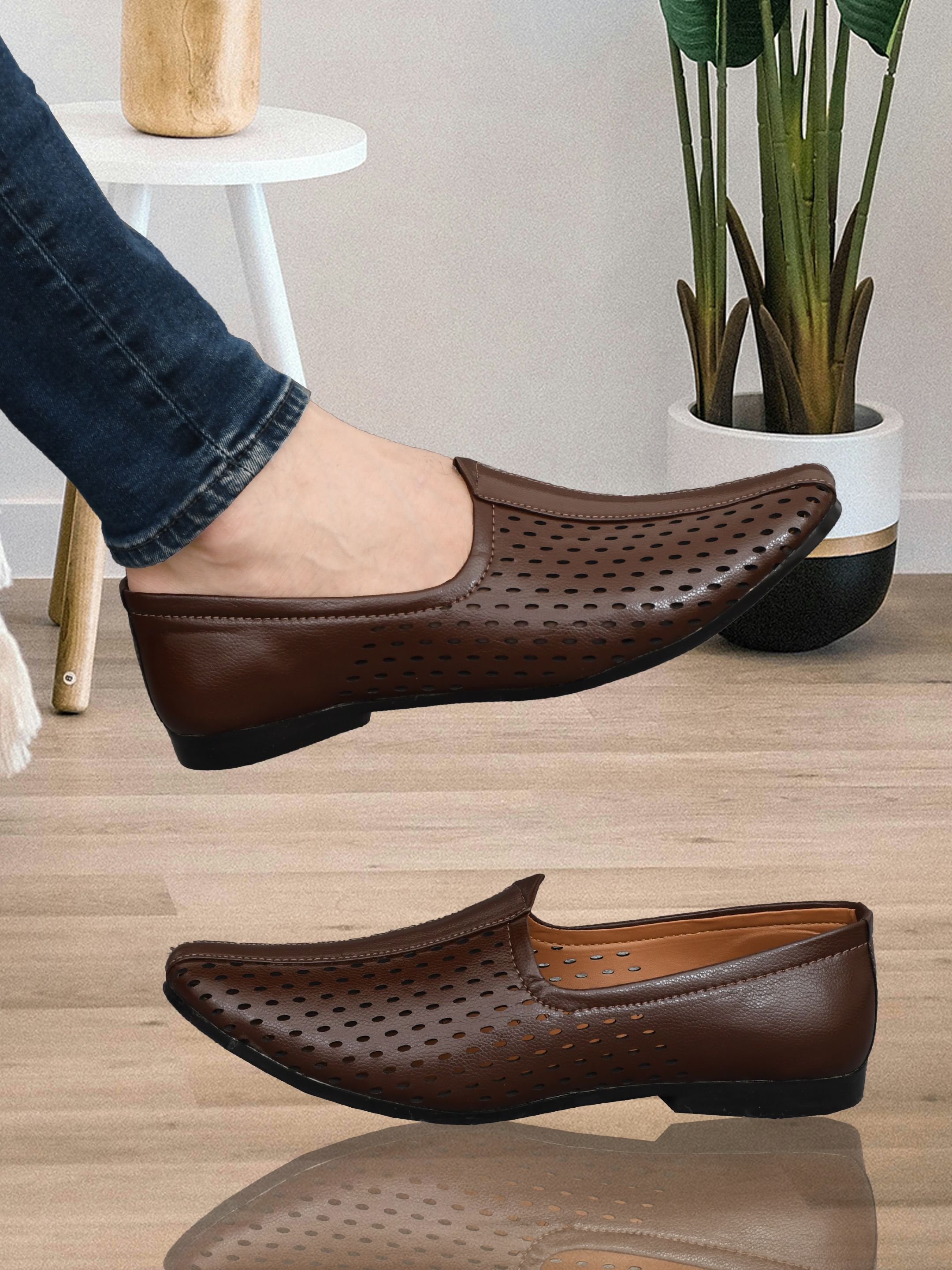 groofer unique trendy juttis for mens Casuals For Men-picture-30