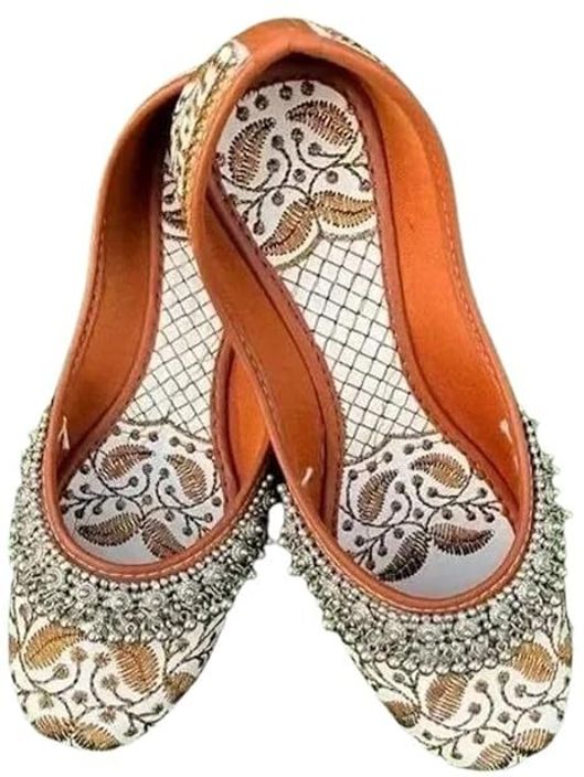 Women's Handmade Rajasthani Embroidered PVC Sole Synthetic Mojari/Jutti Bellies For Women