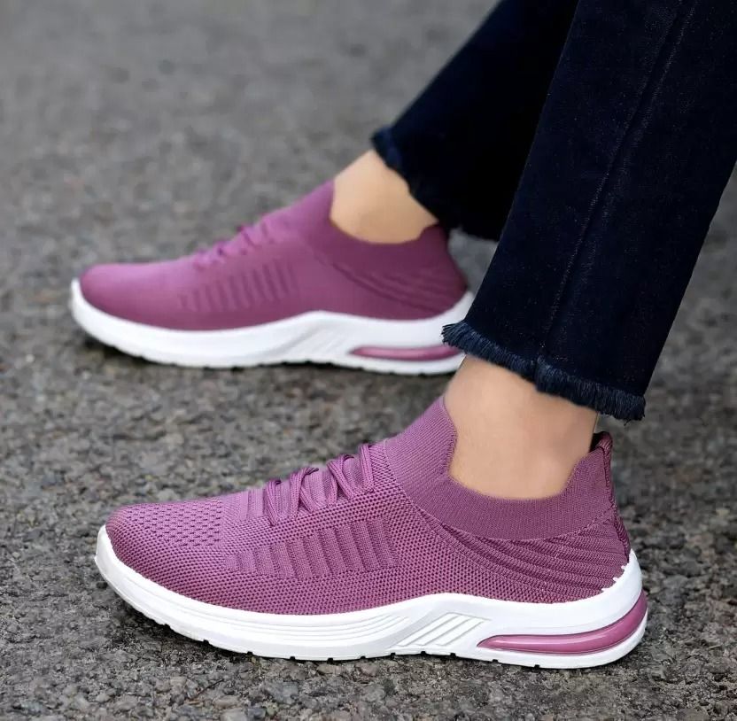Comfortable gym shoes for women stylish women footwear lightweight shoes Training & Gym Shoes For Women