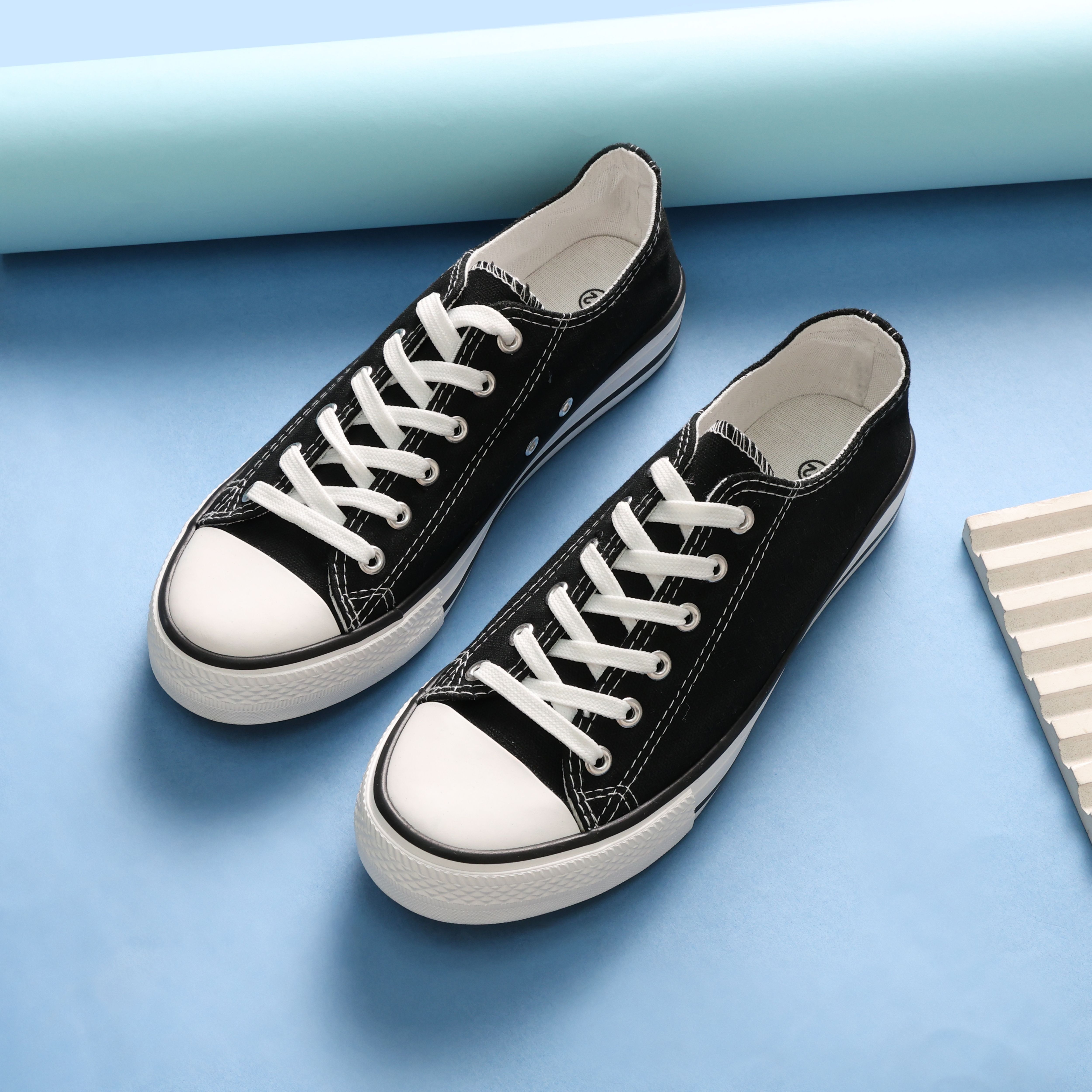 Classic Canvas Sneakers Black & White Stylish Lace-Up Shoes Canvas Shoes For Women-image-29