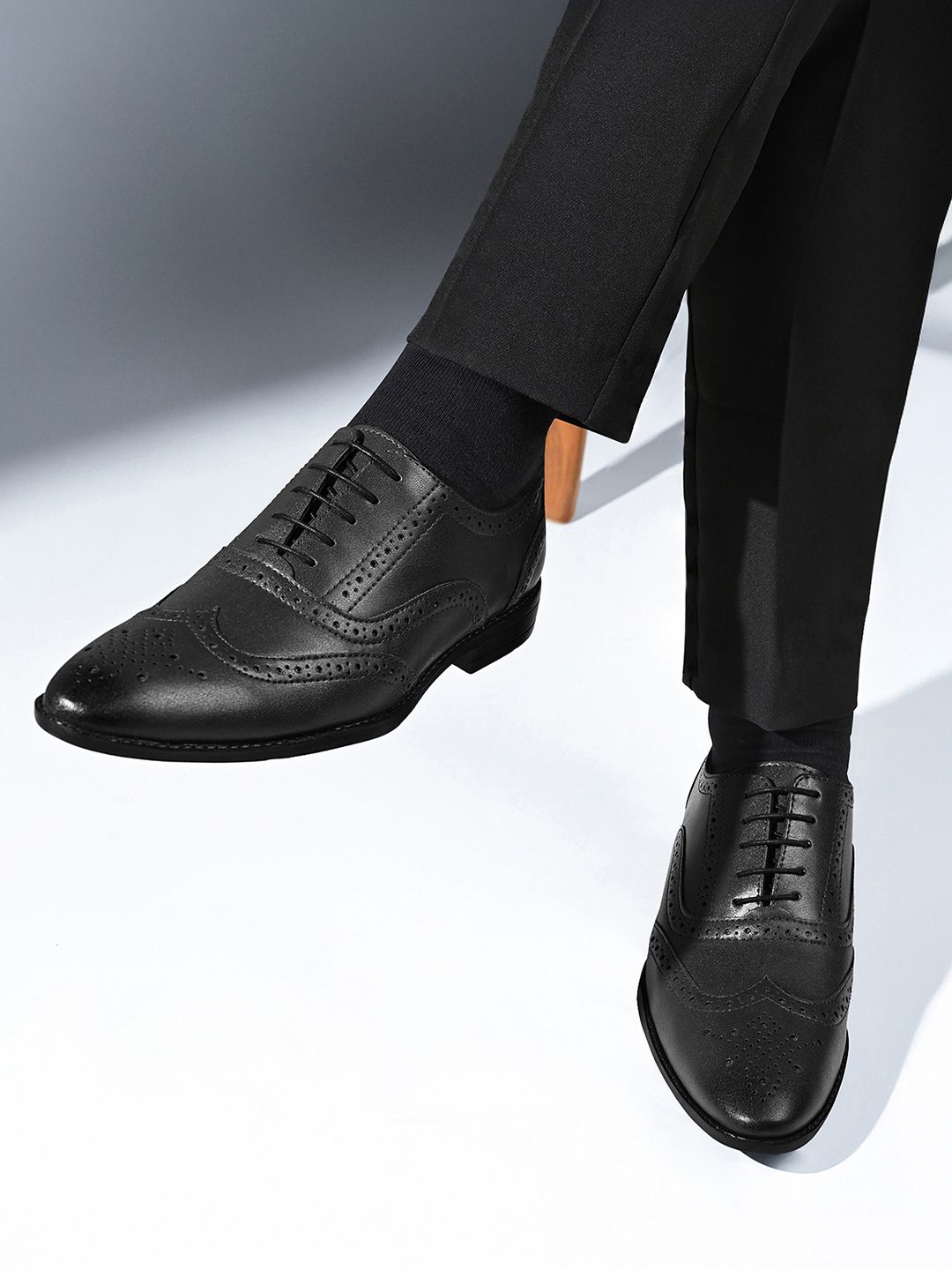 louis stitch Black Wingtip Style Brogue Formal Shoes for Men - UK 10 Brogues For Men-picture-16