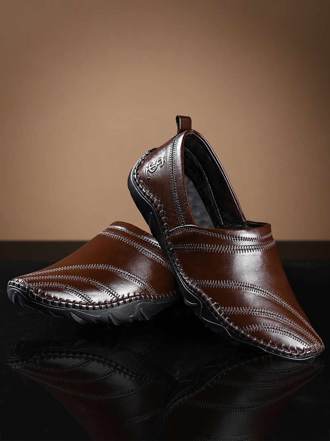 louis stitch Brunette Brown Genuine Leather Nagra Slip-On Mojaris and Jutis for men Slip On For Men-picture-4