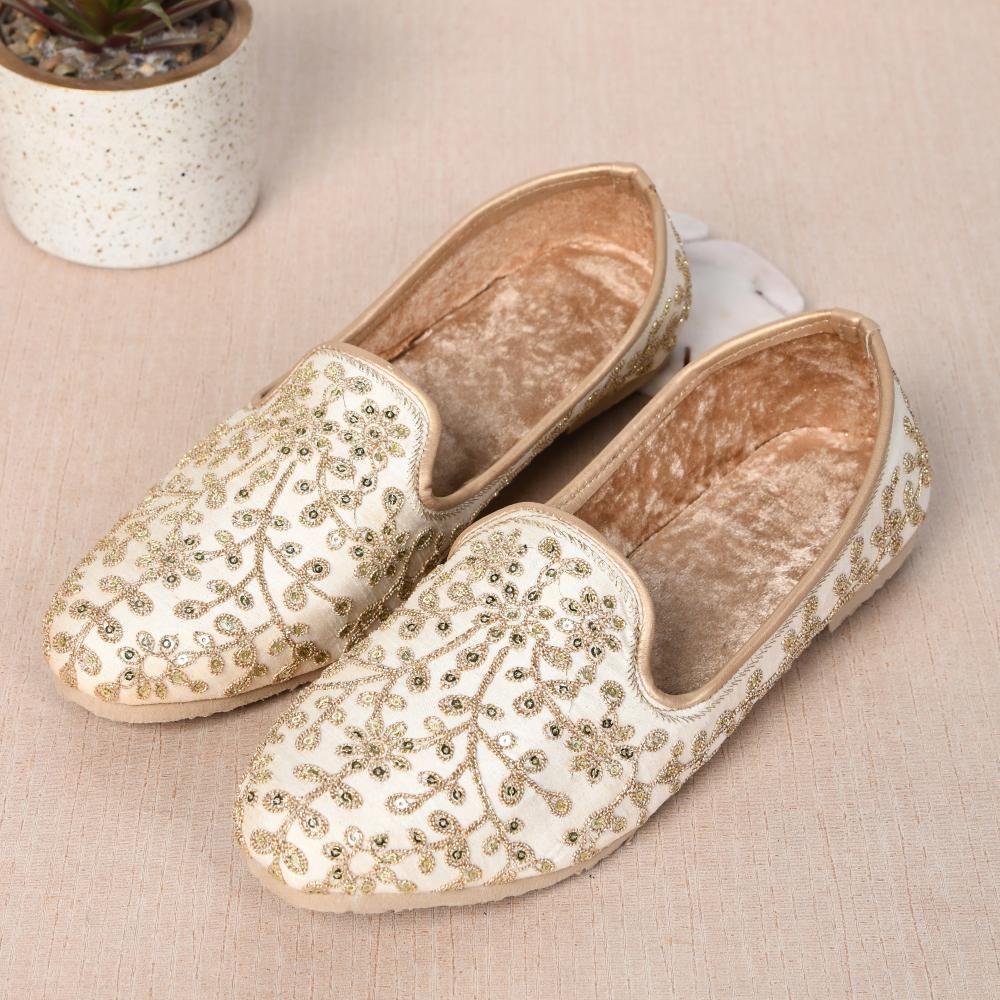 stepsoft Men’s Handcrafted Ethnic Mojri for Weddings & Occasions Mojaris For Men-picture-19