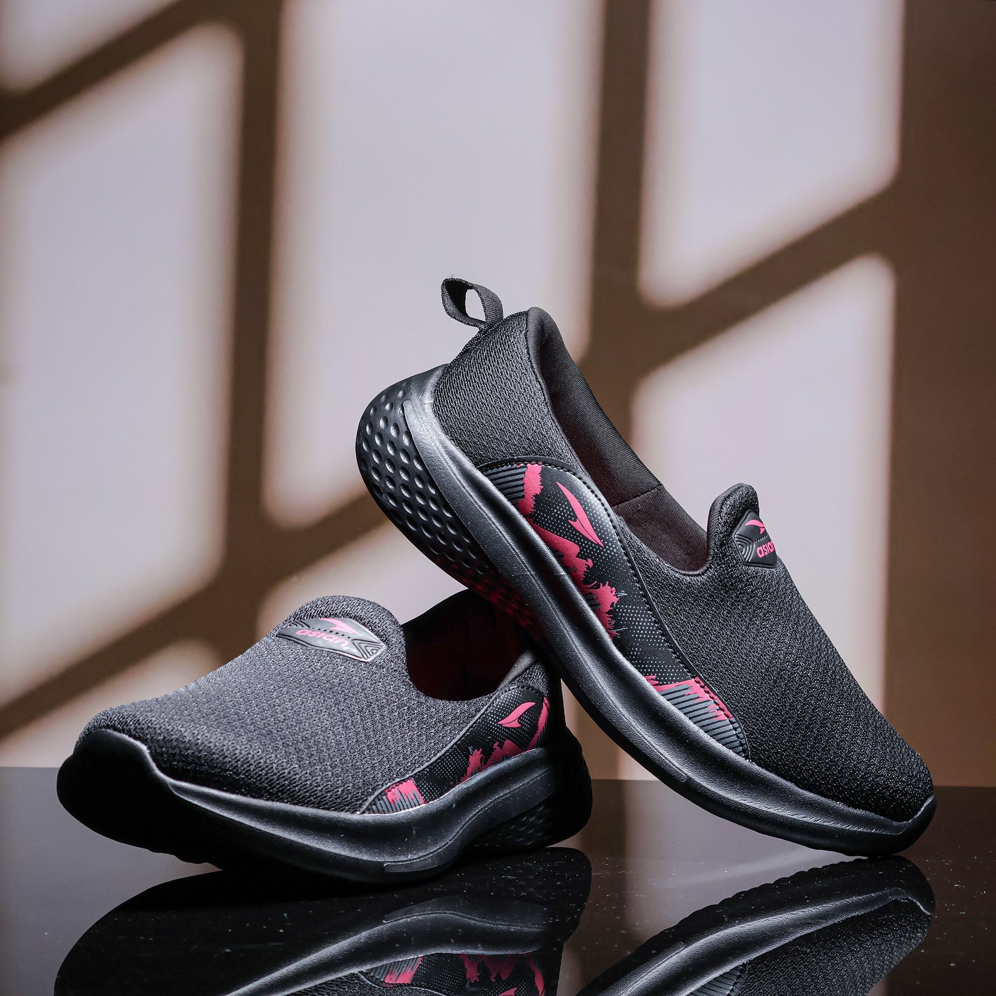 Style Walk-03 Women's Ultra Lightweight Walking Shoes with Arch Support Running Shoes For Women-image-21