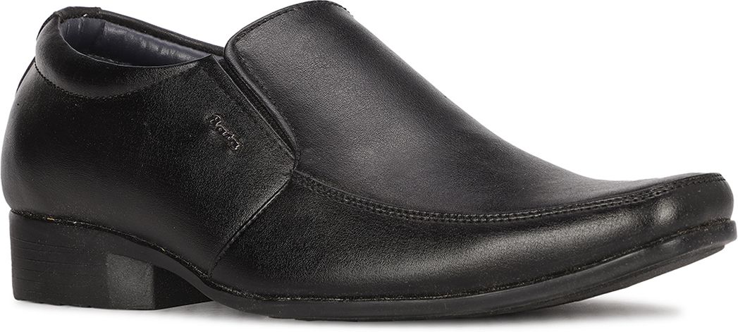 Bata Casual Shoes for Men Black | Lightweight Everyday Comfort | Durable Sole Casuals For Men