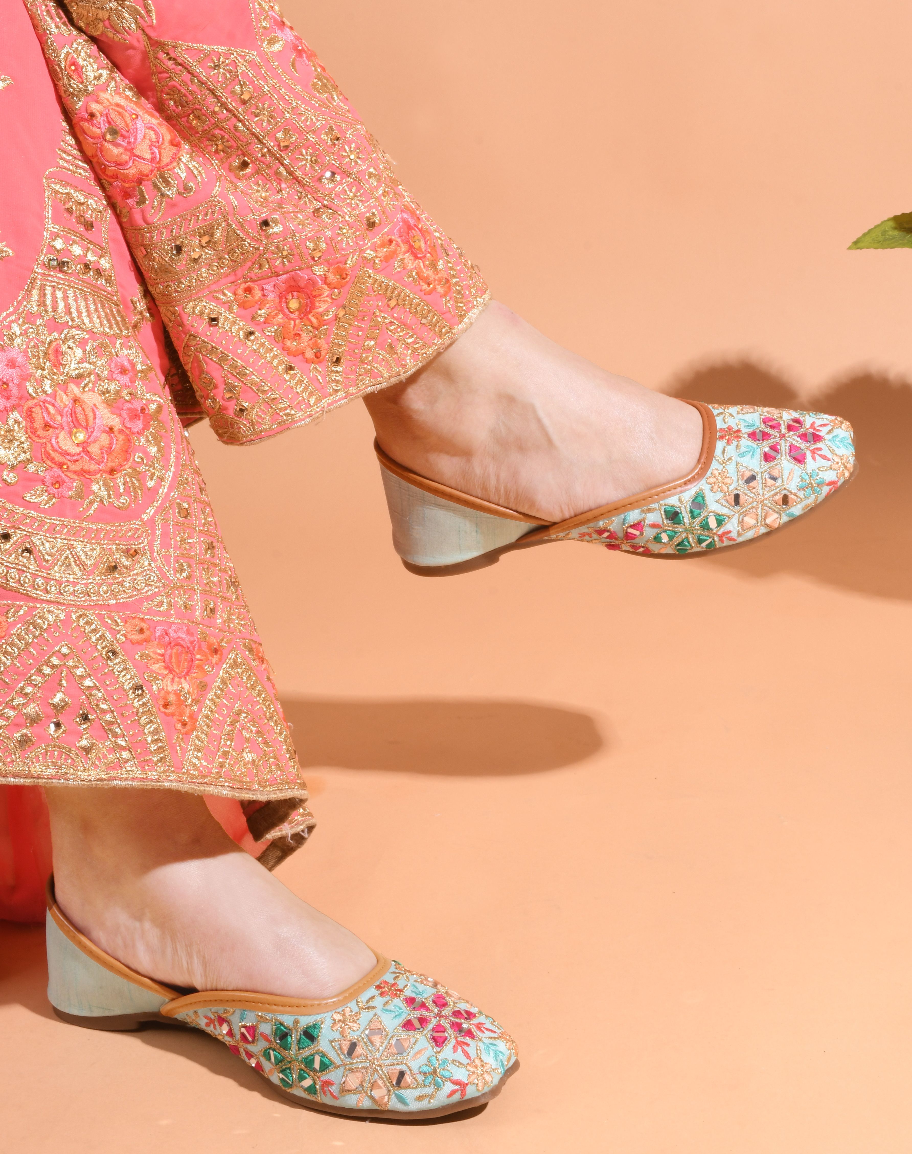 Stylish Traditional Punjabi Jutti for Women Jutis For Women
