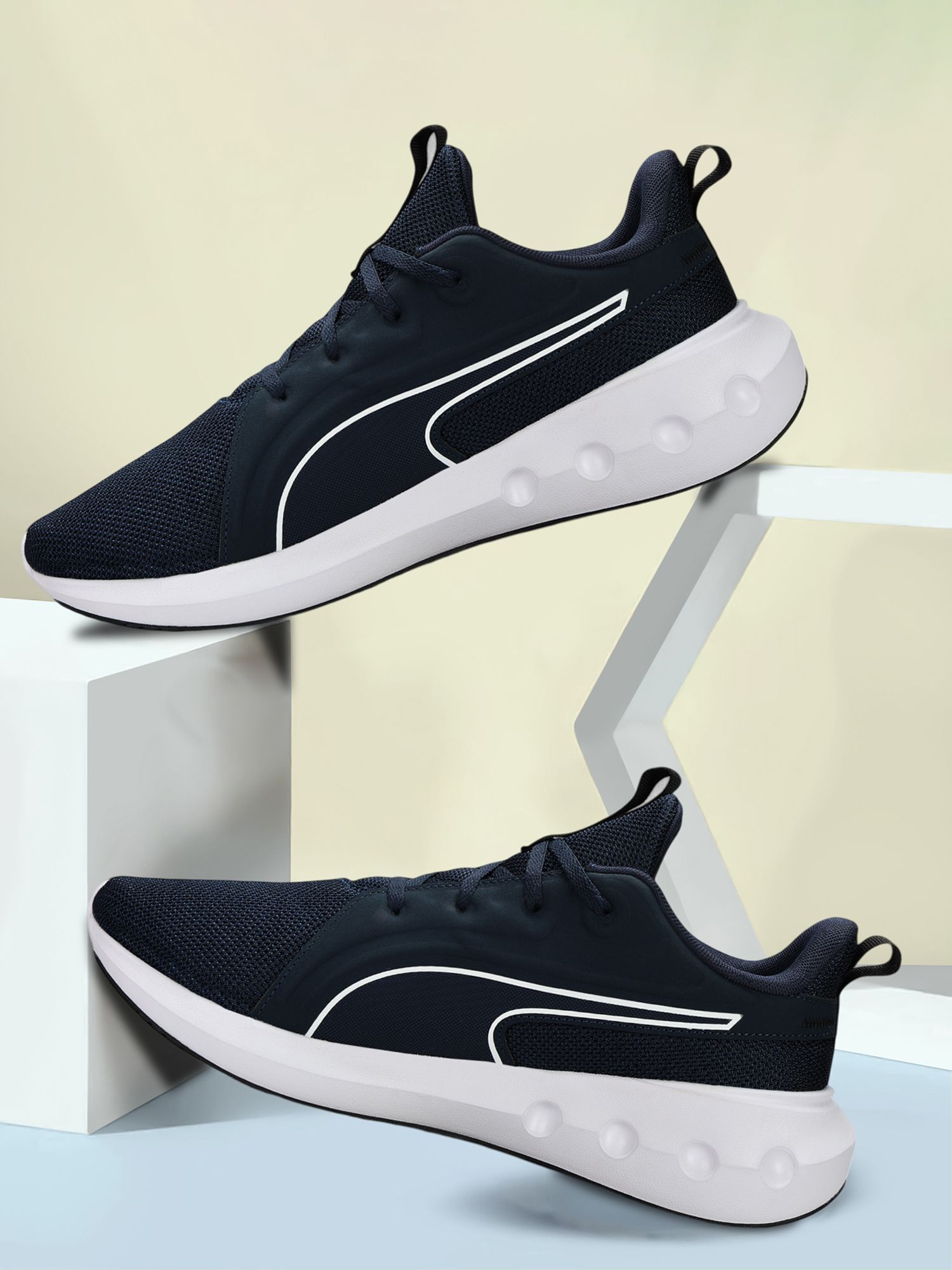 Softride Carson Running Shoes For Men-image-40