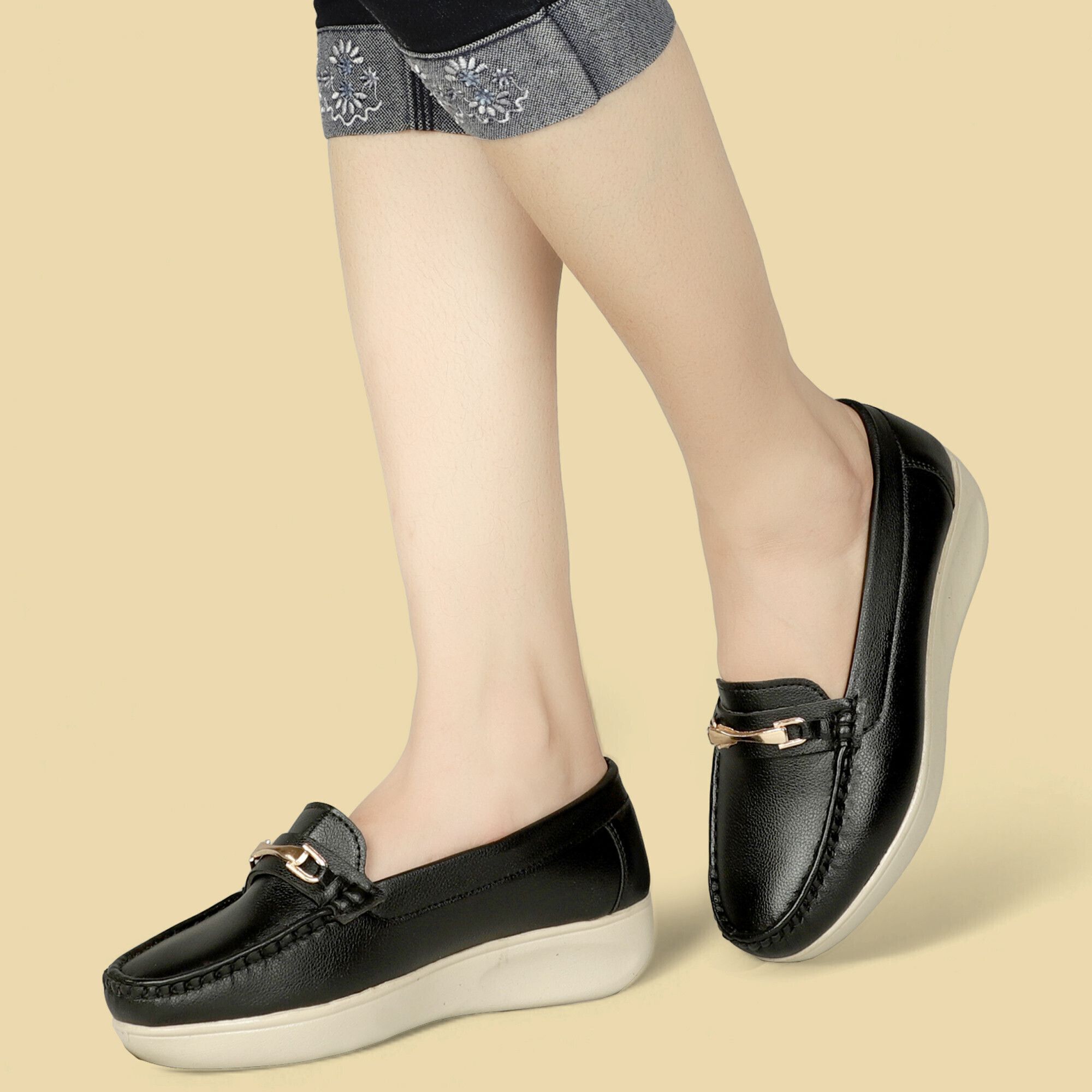 Rich Quality|Comfortable|Ultra Lightweight|Perfect Style Loafers For Women