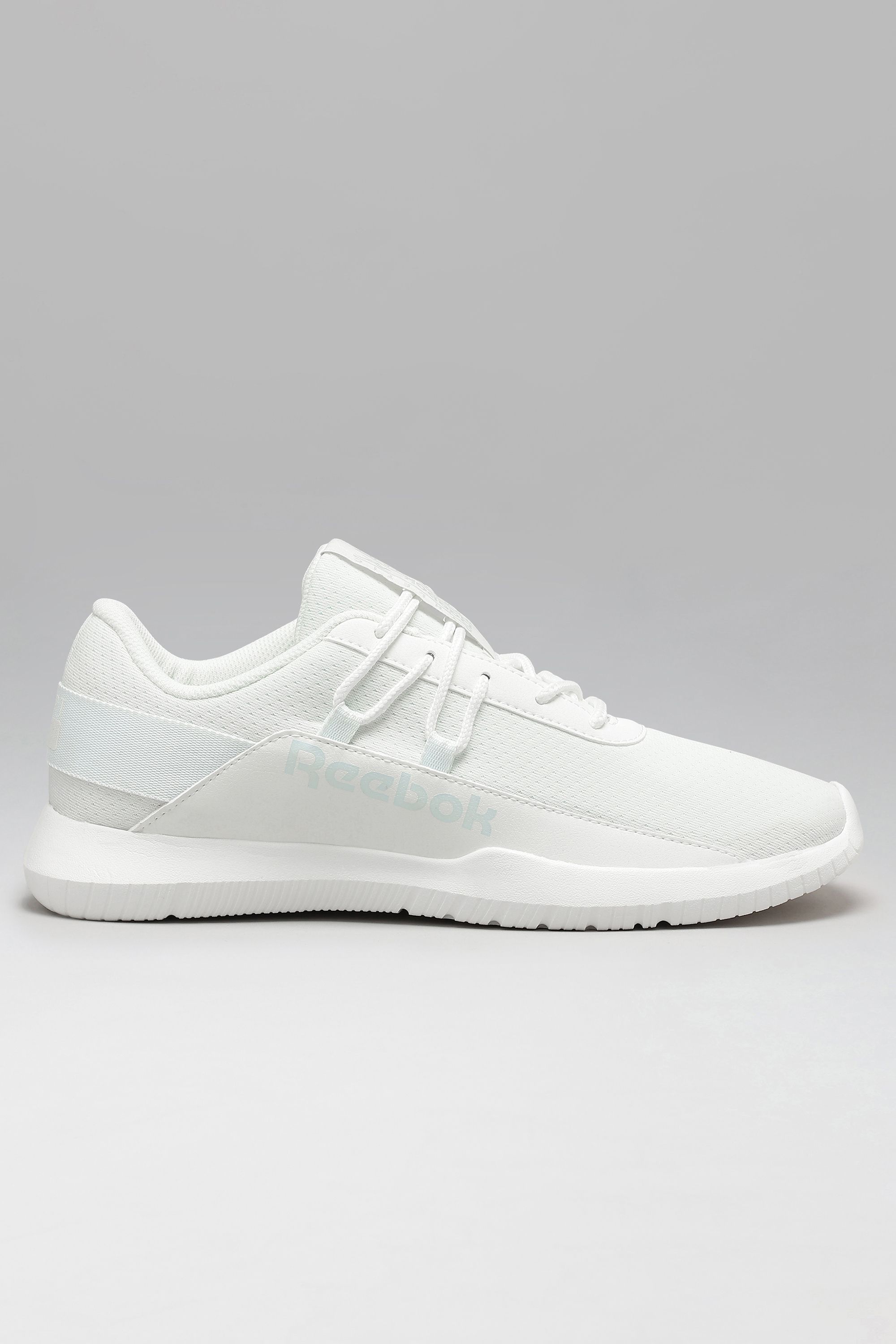 ADAPT-OG BOLT W Training & Gym Shoes For Women-image-24