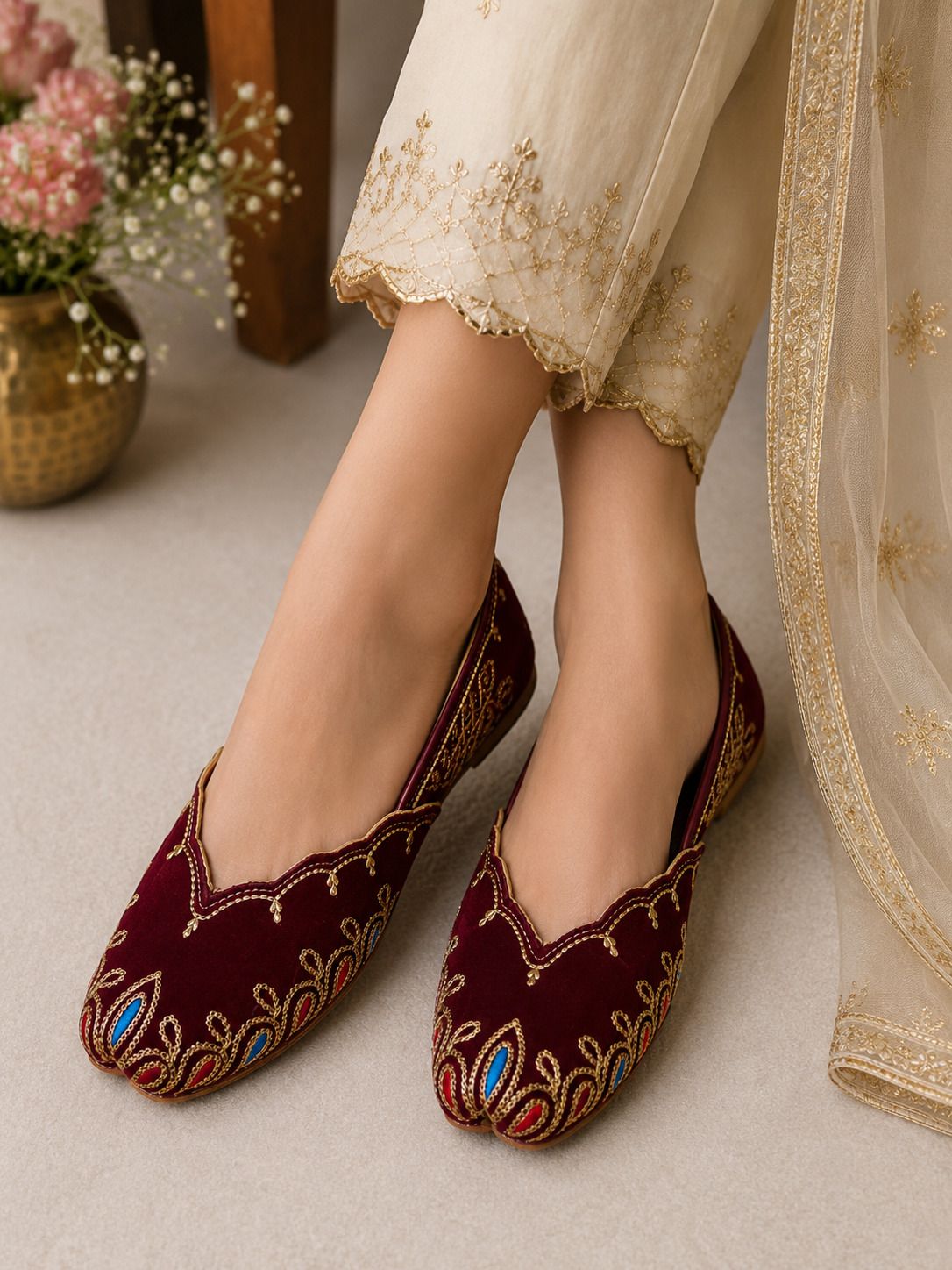 Noor Red Embroidered Punjabi Jutti Casuals For Women-image-42