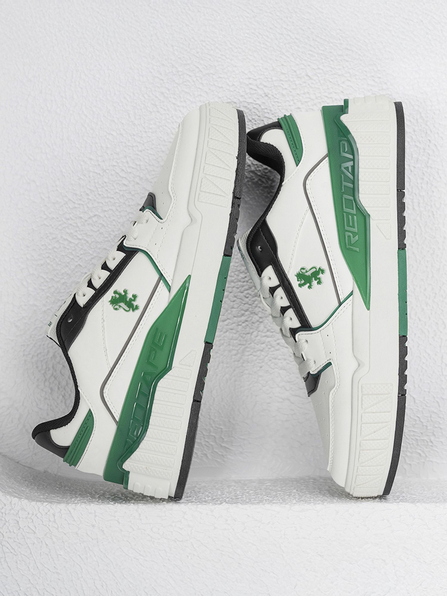 red tape White Sneakers for Man | Lifestyle Casual Shoes for Boys | Stylish Shoes Casuals For Men-picture-8